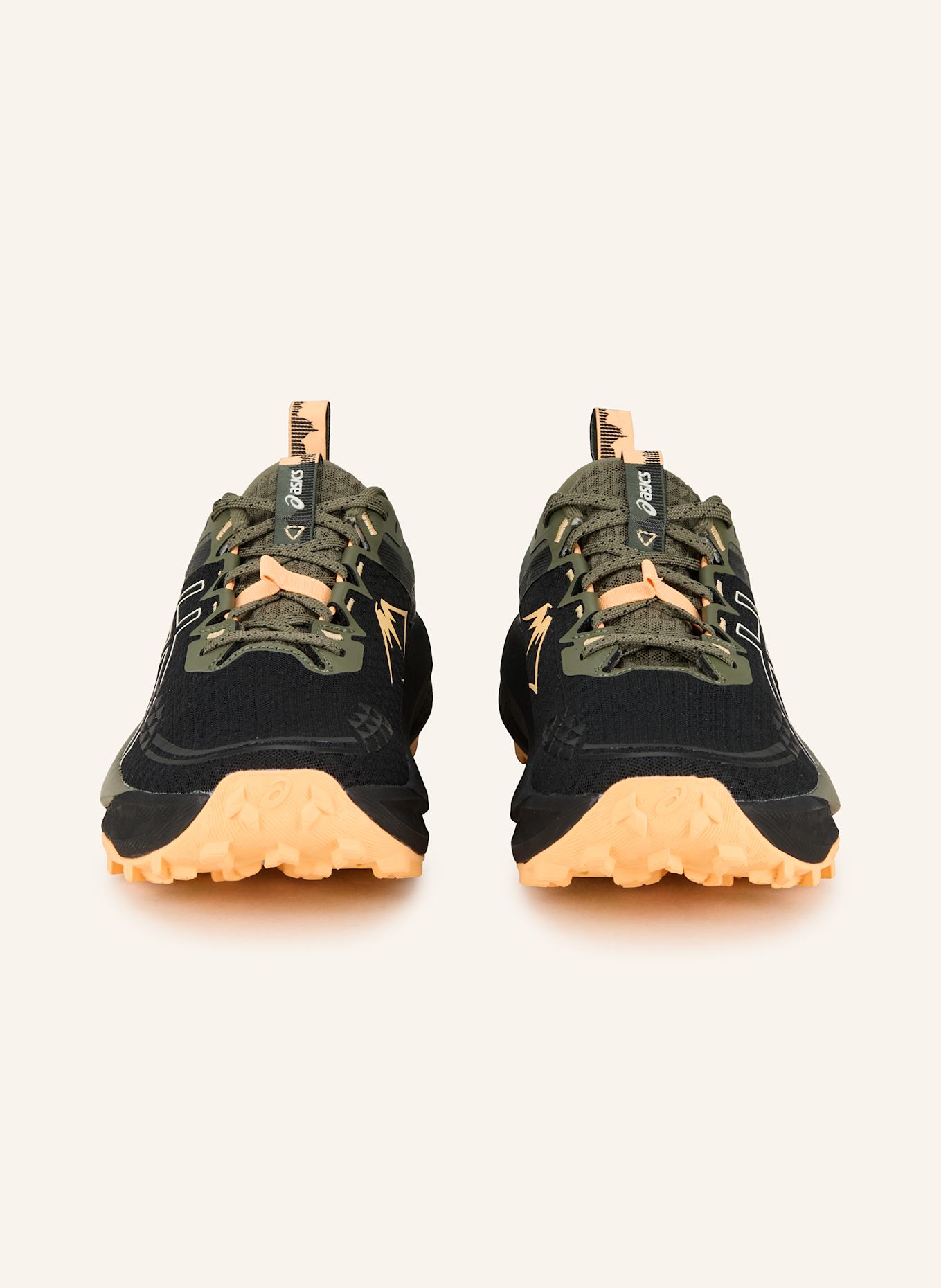 ASICS Trailové boty GEL TRABUCO 13: ČERNÁ/ KRÉMOVÁ