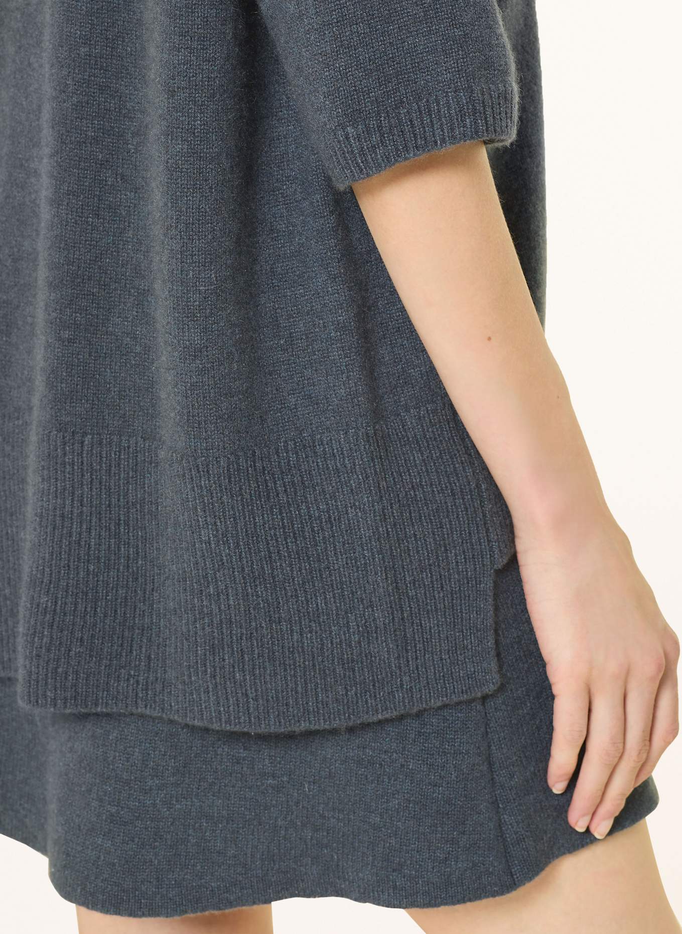 LISA YANG Strickshirt CAMILLE aus Cashmere: BLAUGRAU