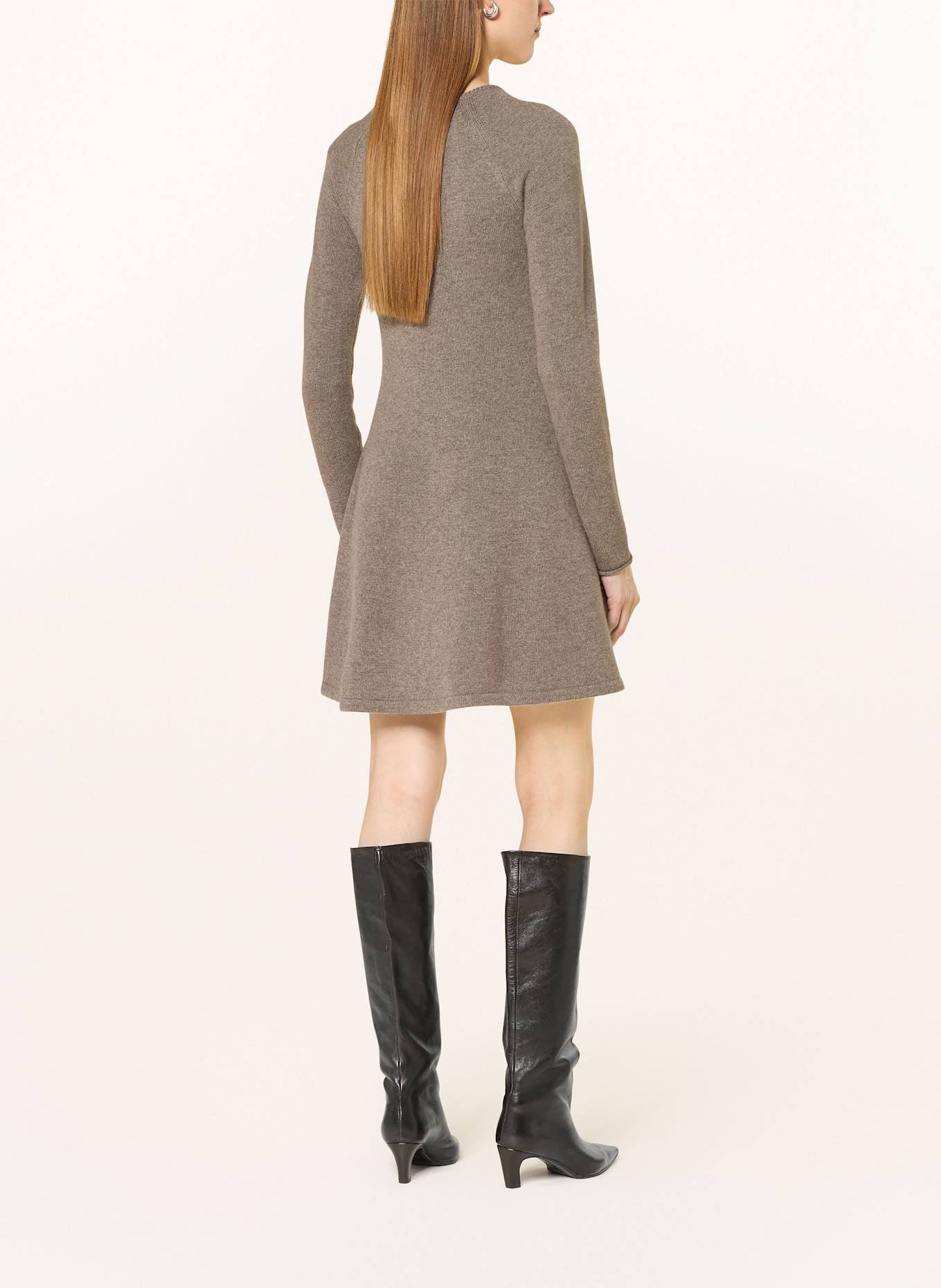 LISA YANG Strickkleid aus Cashmere: TAUPE