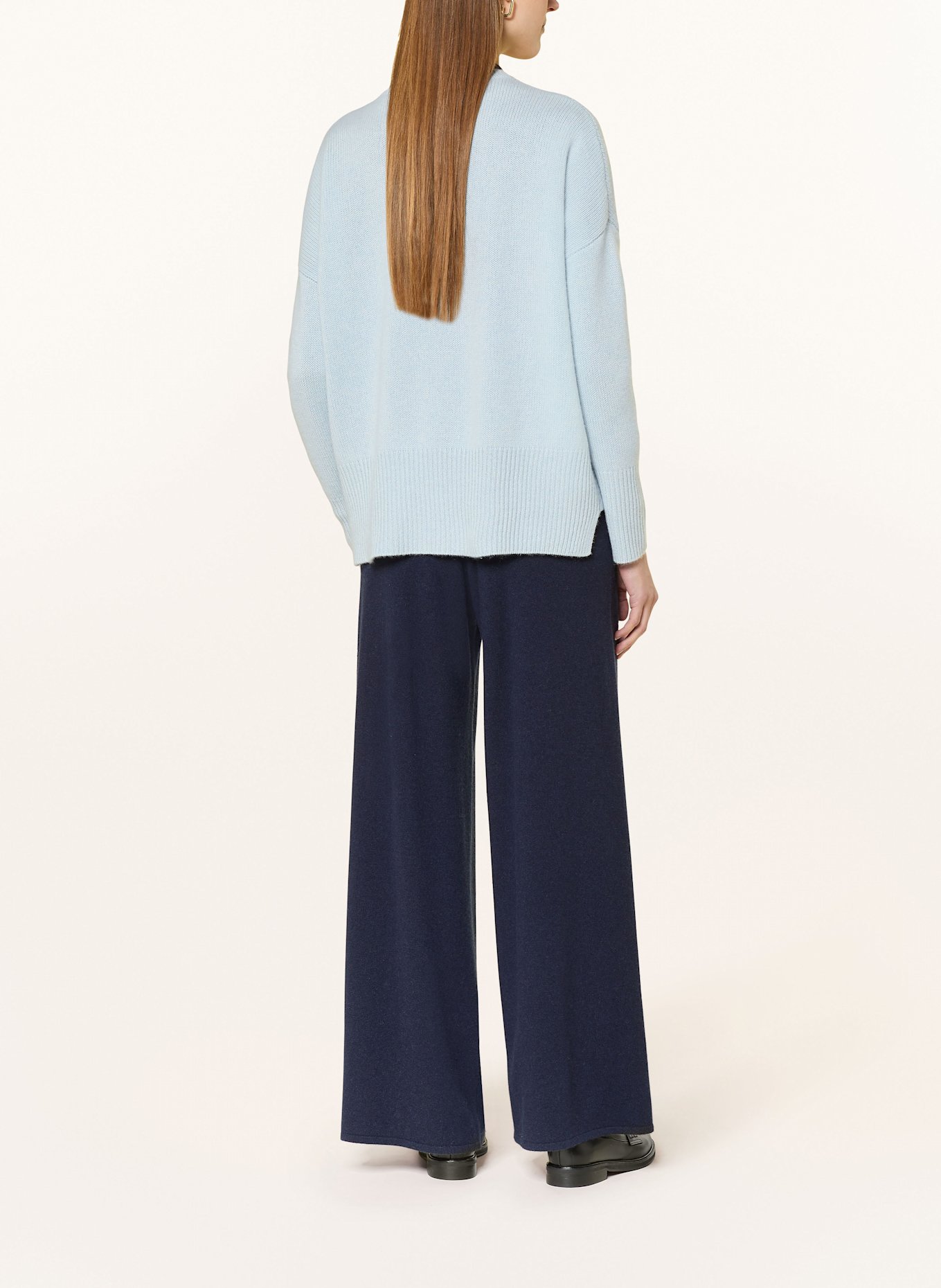 LISA YANG Cashmere-Pullover MILA: HELLBLAU