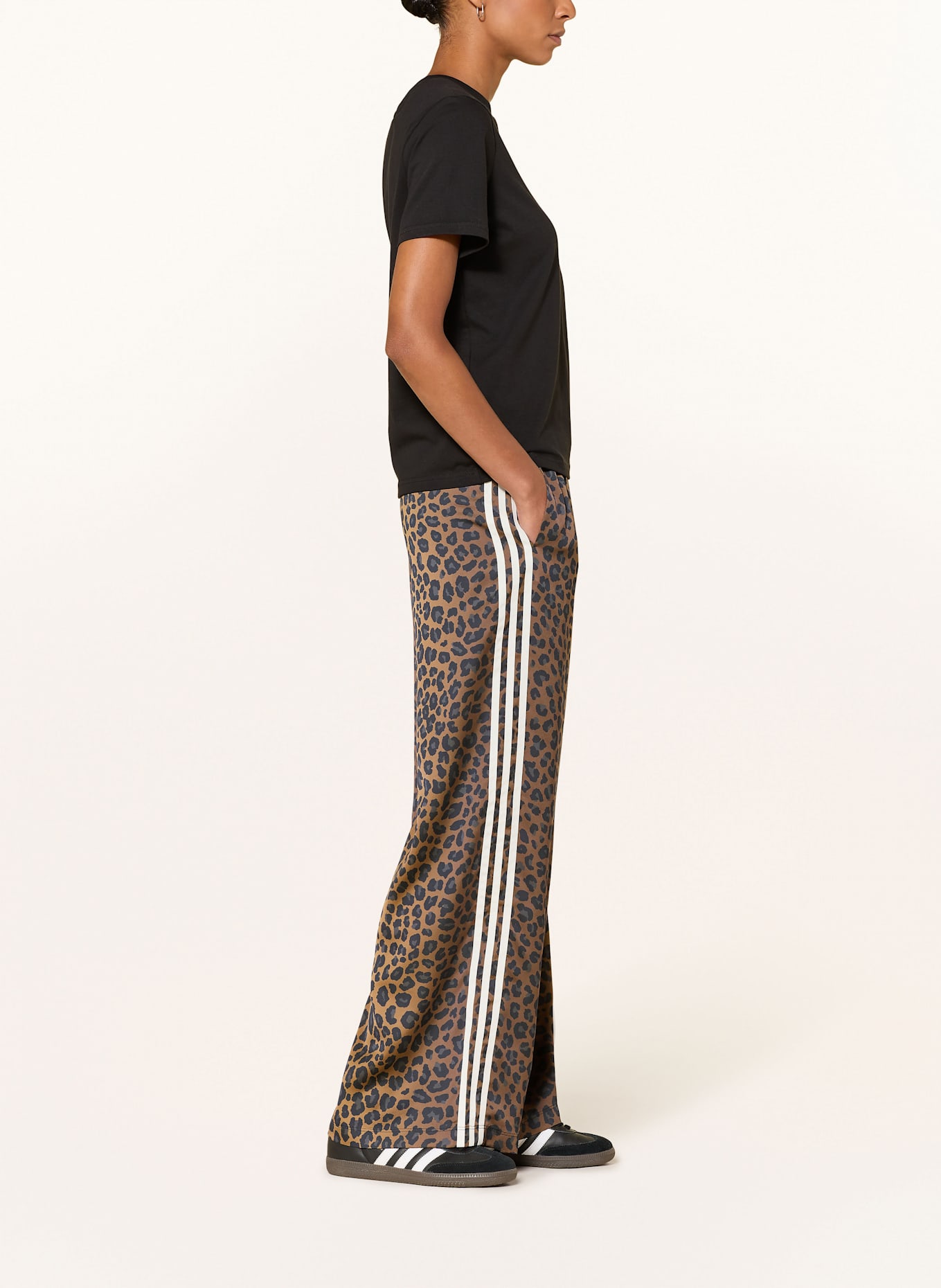 adidas Originals Track Pants: BRAUN / DUNKELBRAUN