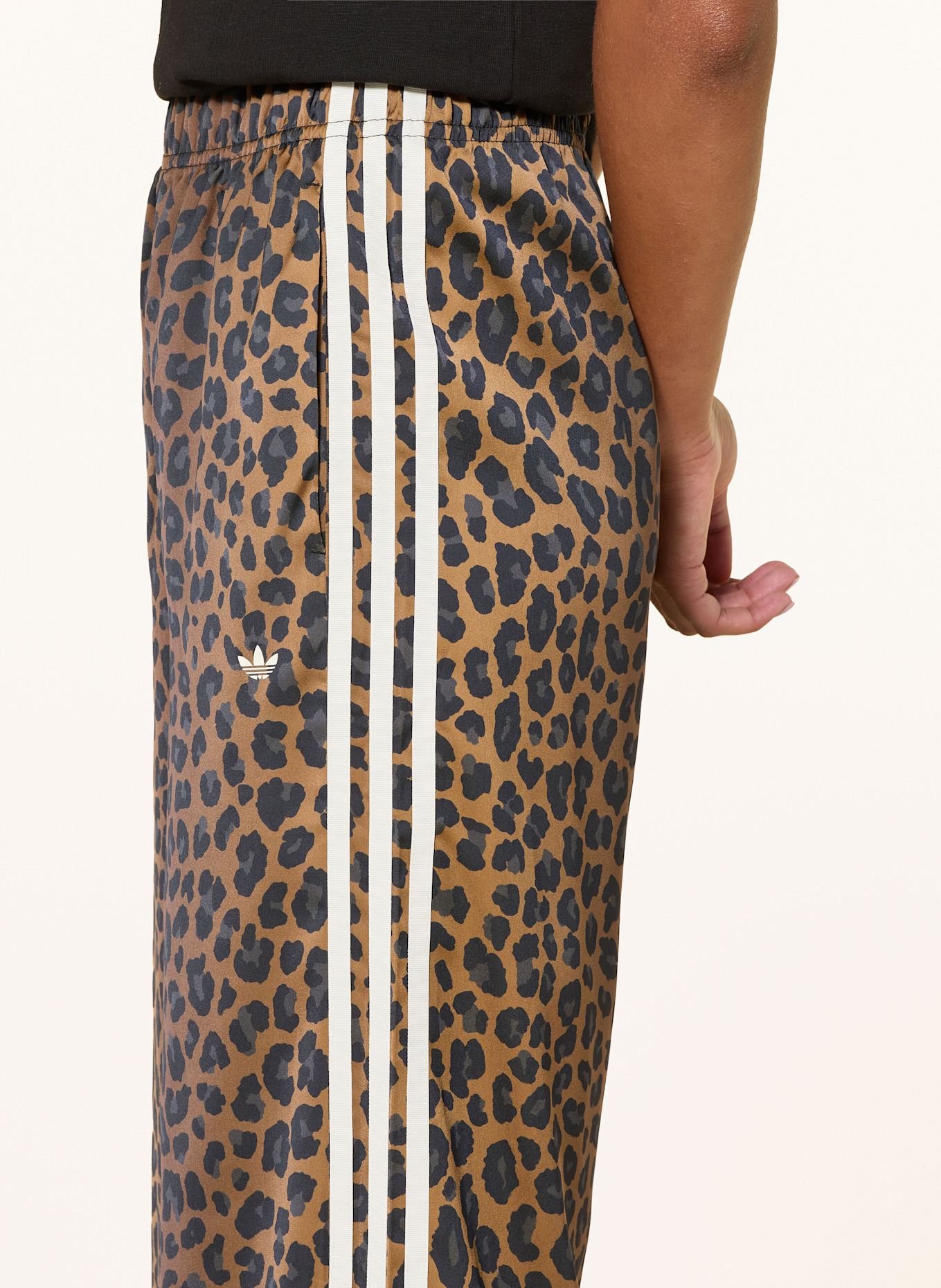 adidas Originals Track Pants: BRAUN / DUNKELBRAUN