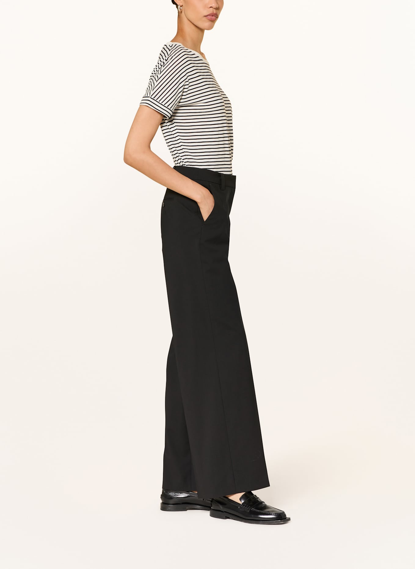 windsor. Marlenehose: SCHWARZ