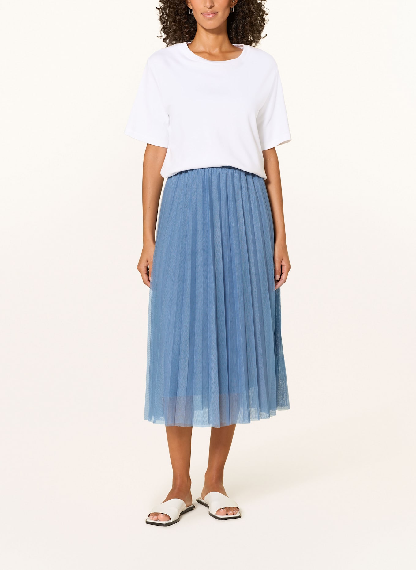 BETTY&CO Plisseerock aus Mesh: BLAU