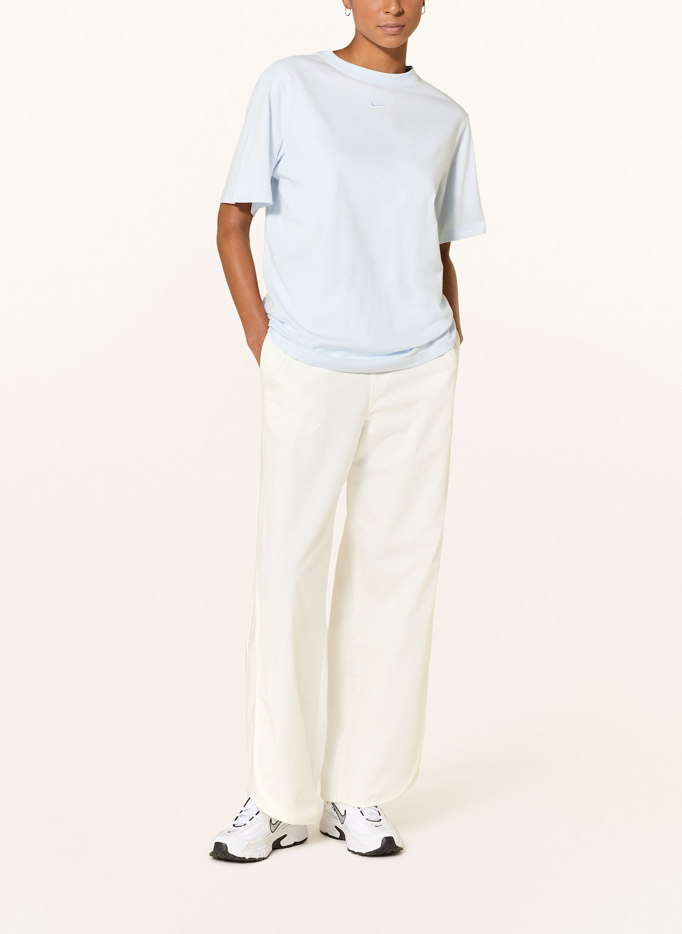 Nike Hose SPORTSWEAR COLLECTION im Jogging-Stil: WEISS