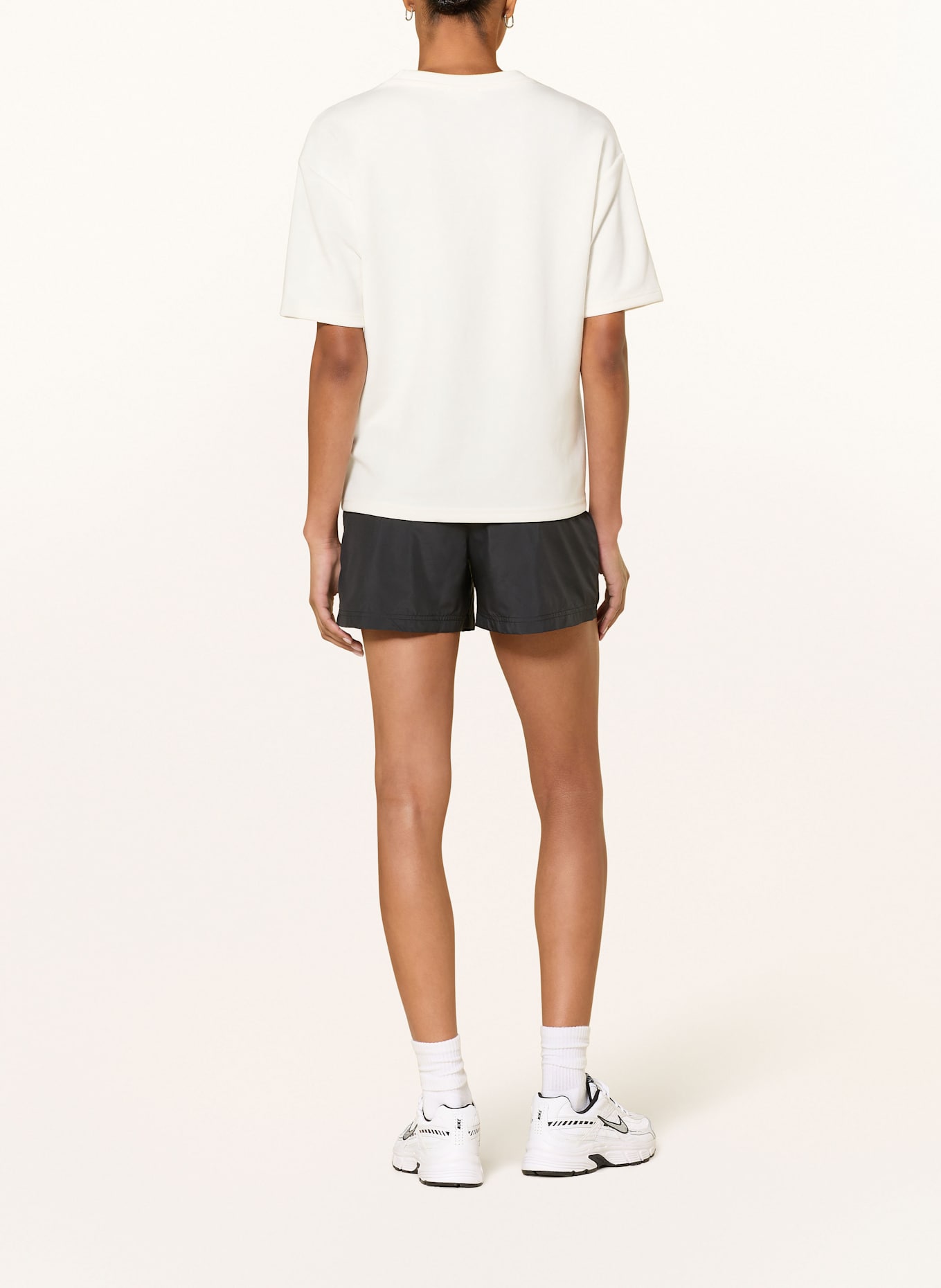 Nike Shorts ESSENTIAL: SCHWARZ