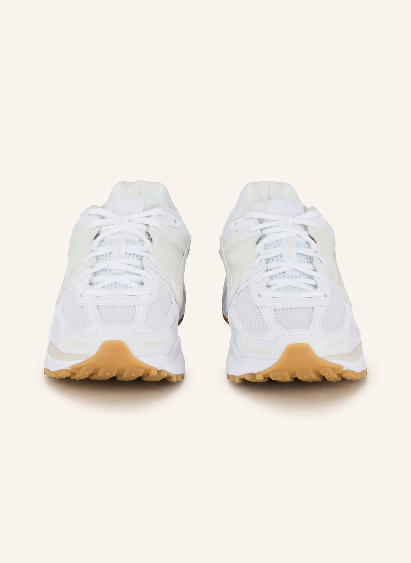 Nike Sneakers ZOOM VOMERO 5: WHITE