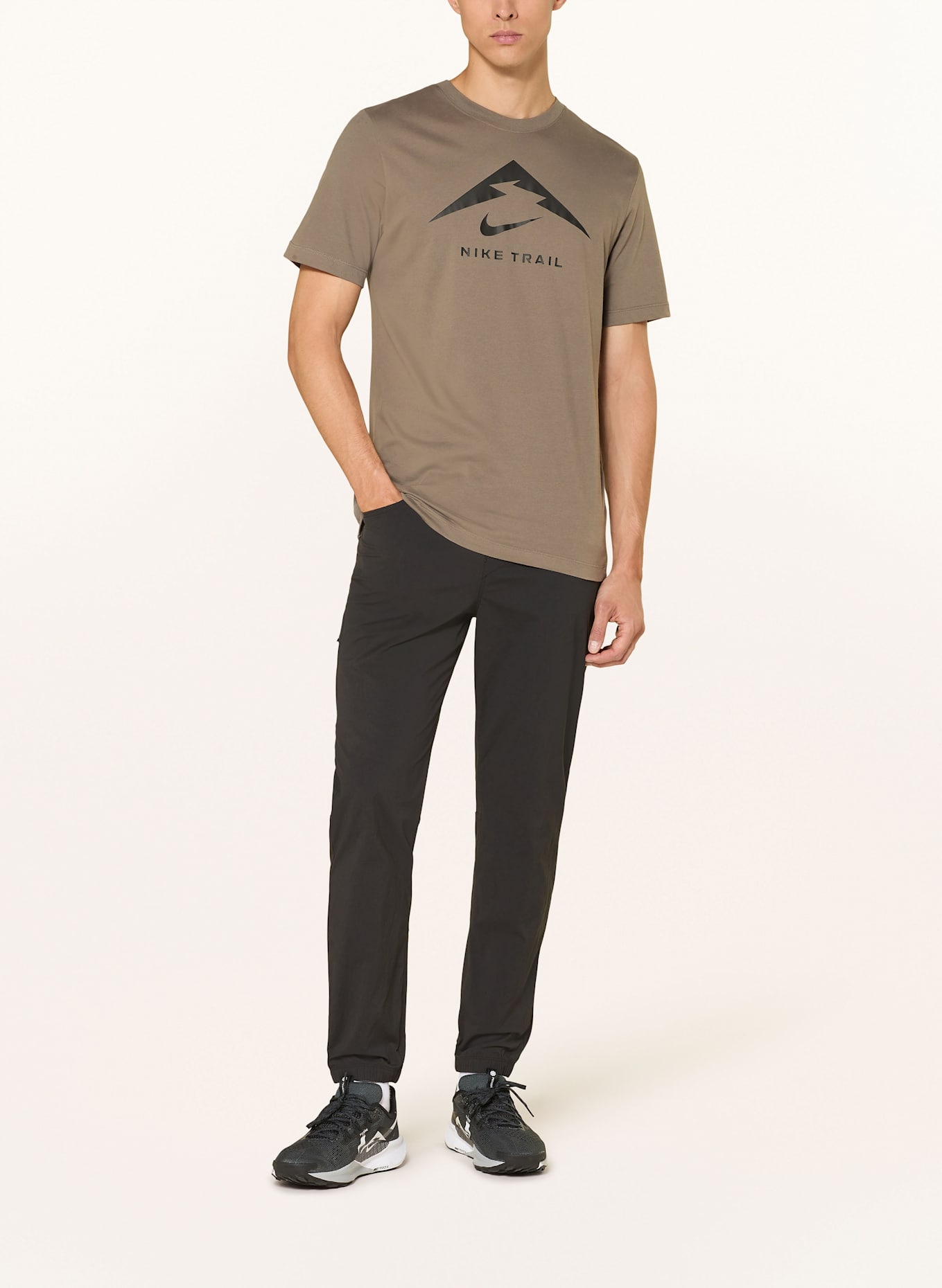 Nike T-Shirt DRI-FIT: TAUPE