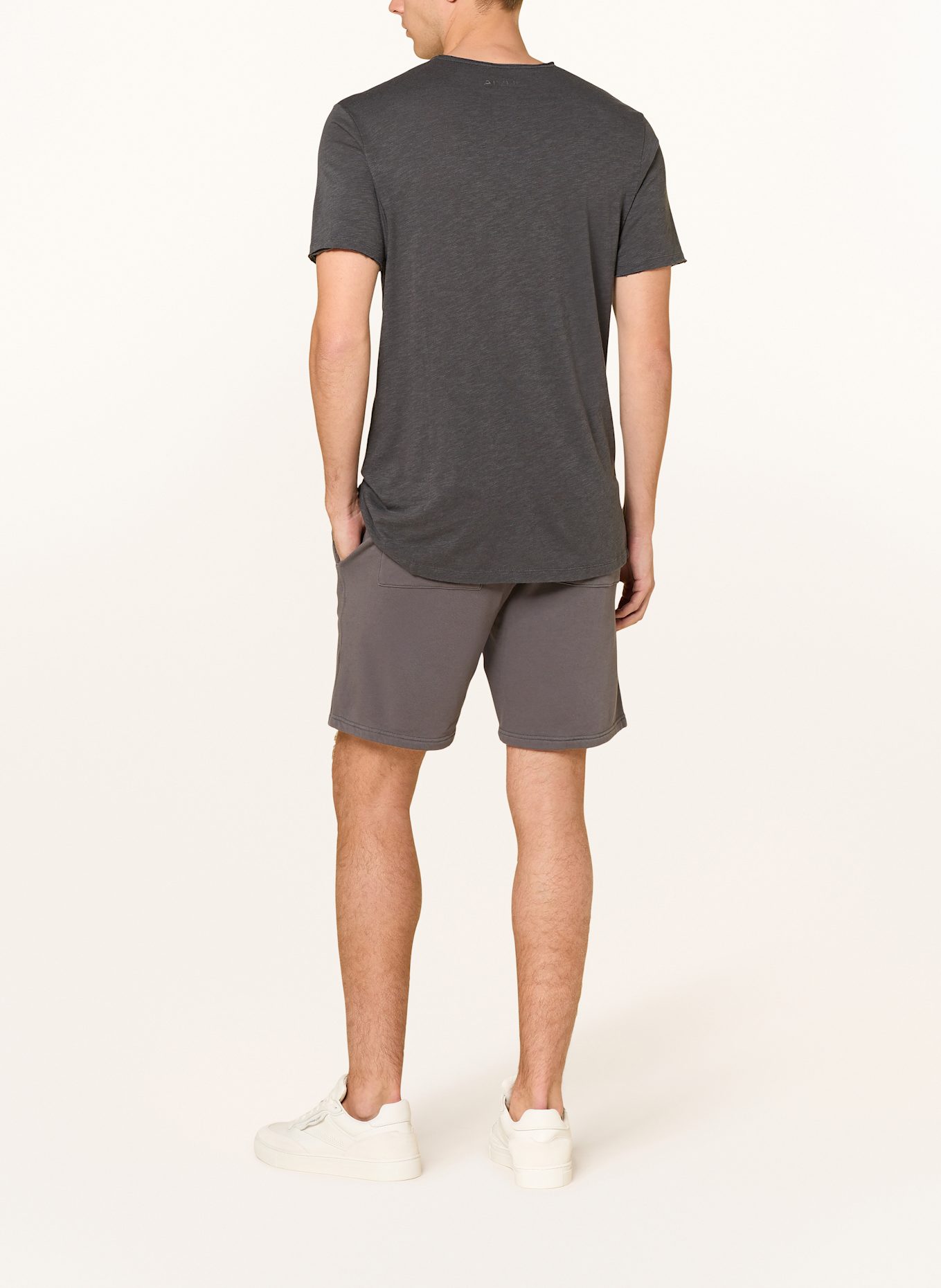 Juvia Frotteeshorts: DUNKELGRAU