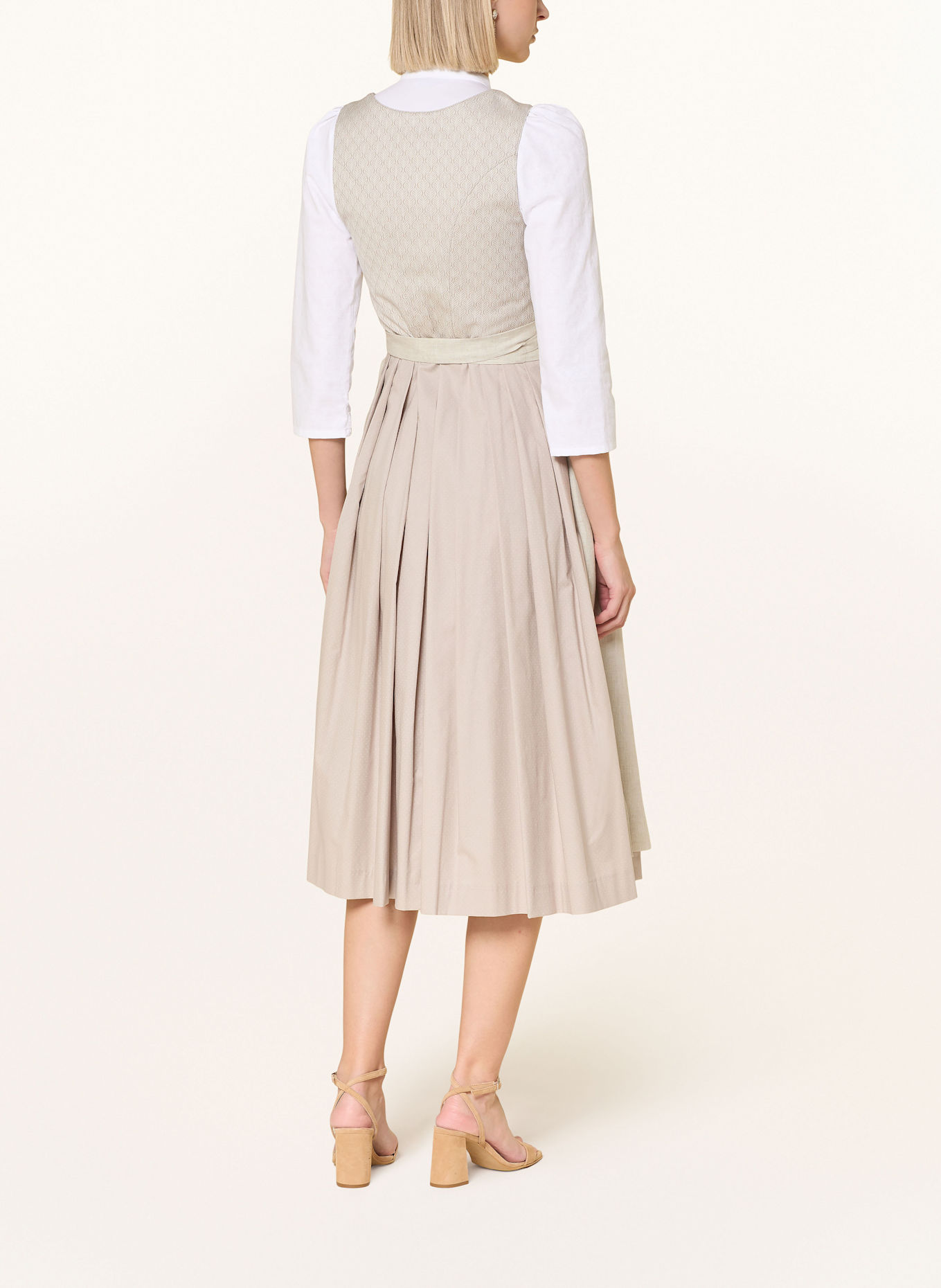 Johann & Johanna Dirndl: 03 BEIGE