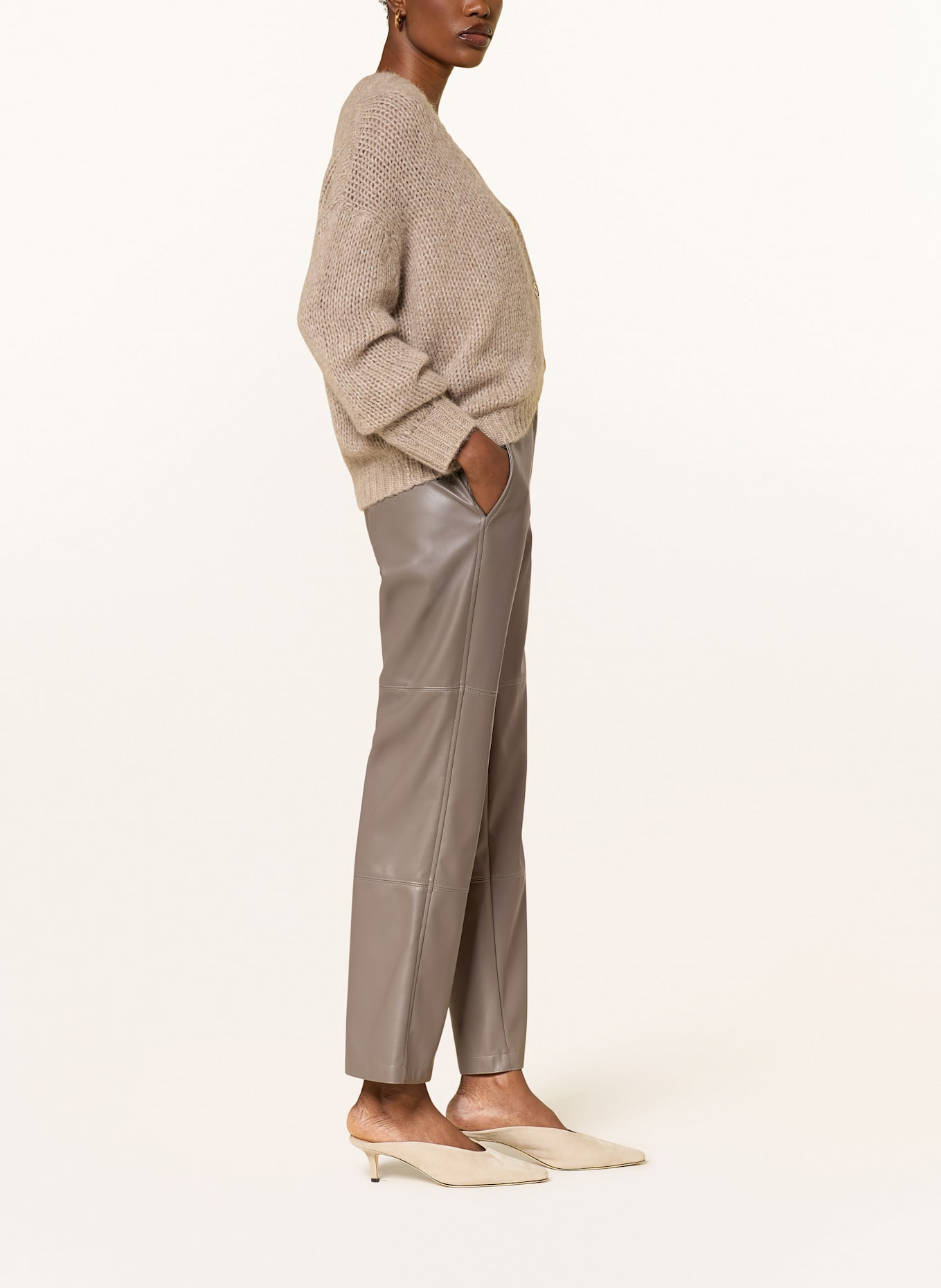 MM 7/8-Hose STRUZZO in Lederoptik: TAUPE