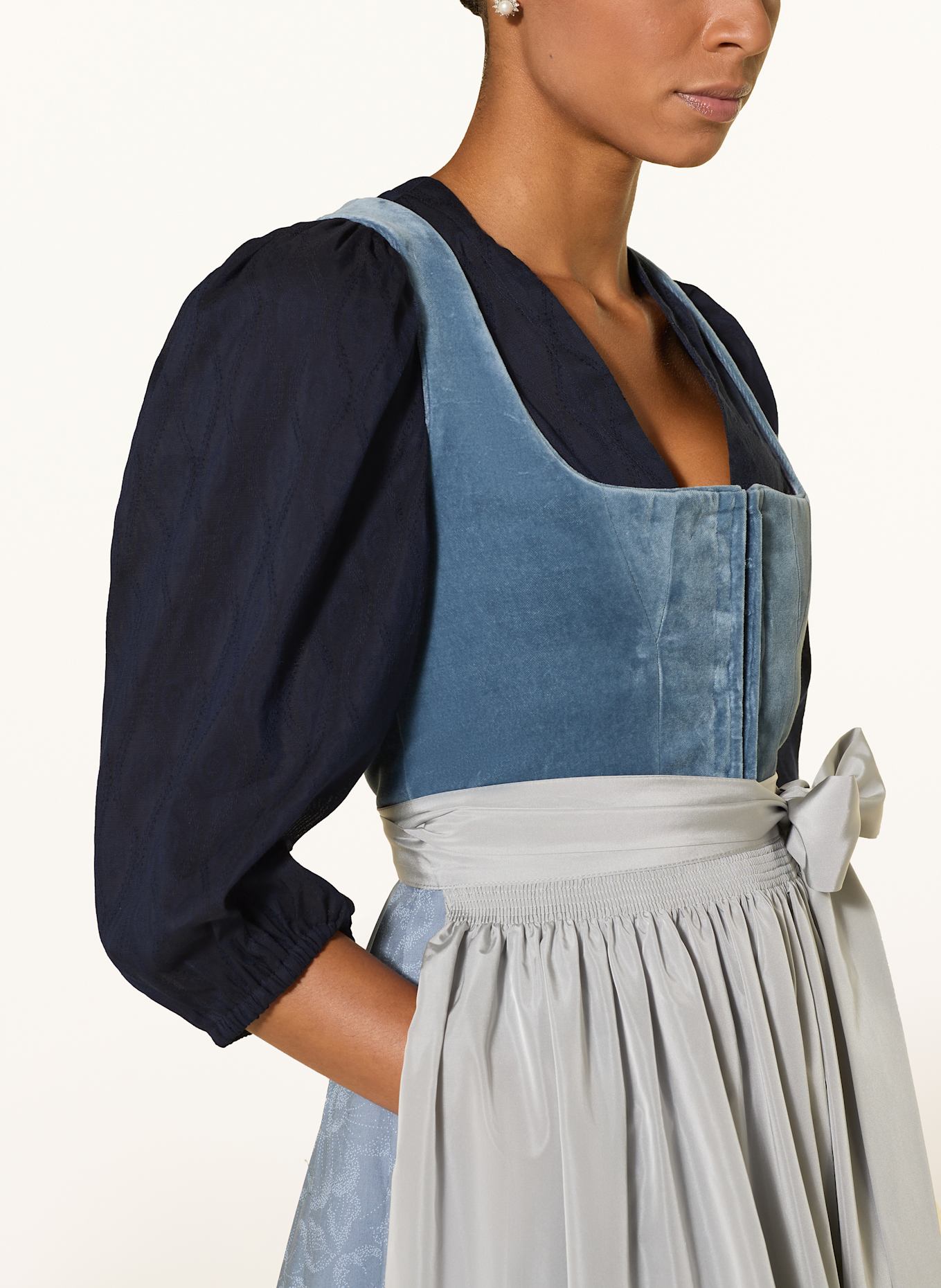 Heimatglück Tracht Dirndlbluse VIVI mit 3/4-Amr: DUNKELBLAU