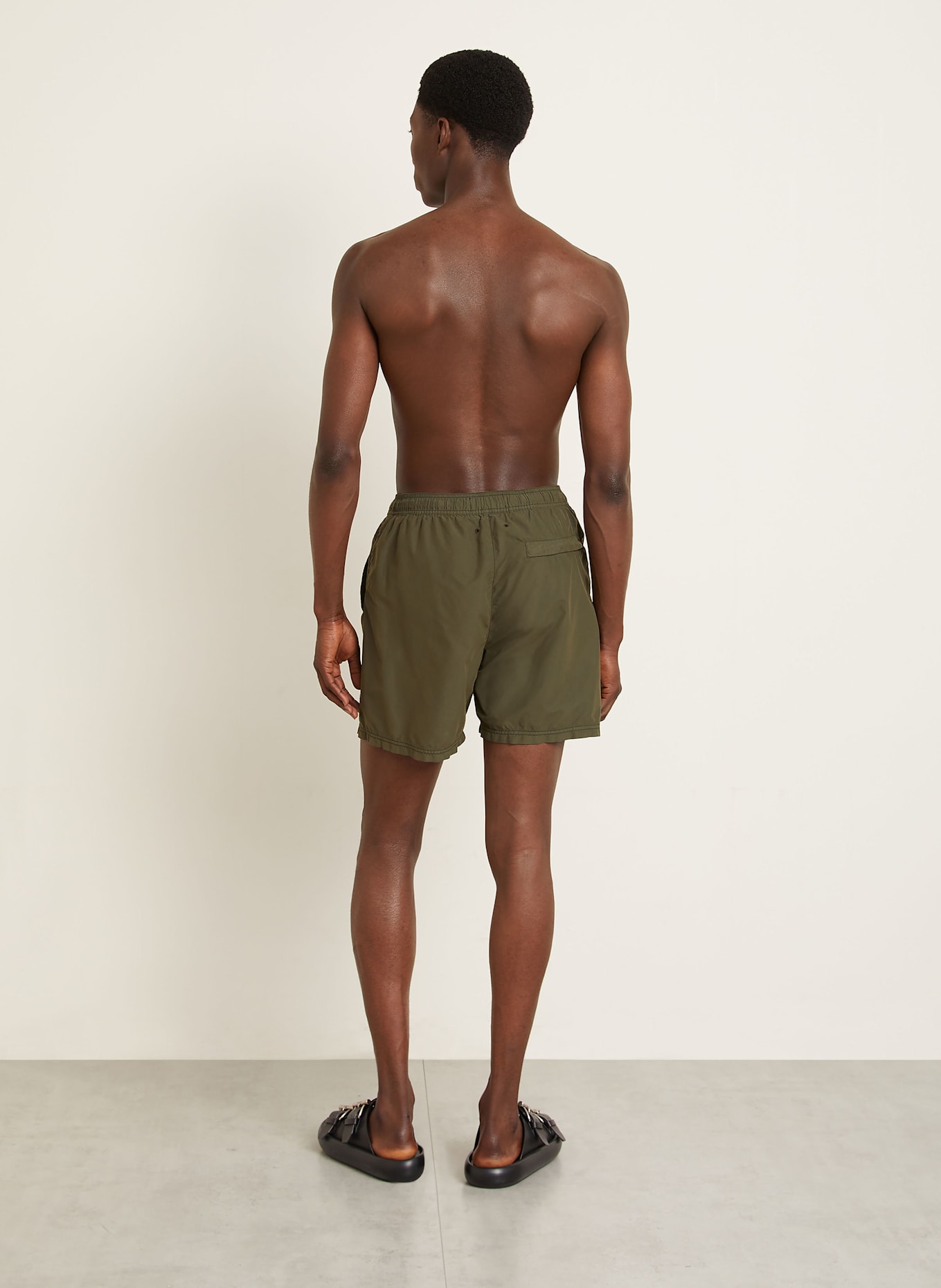 STONE ISLAND Shorts regular fit: OLIVE