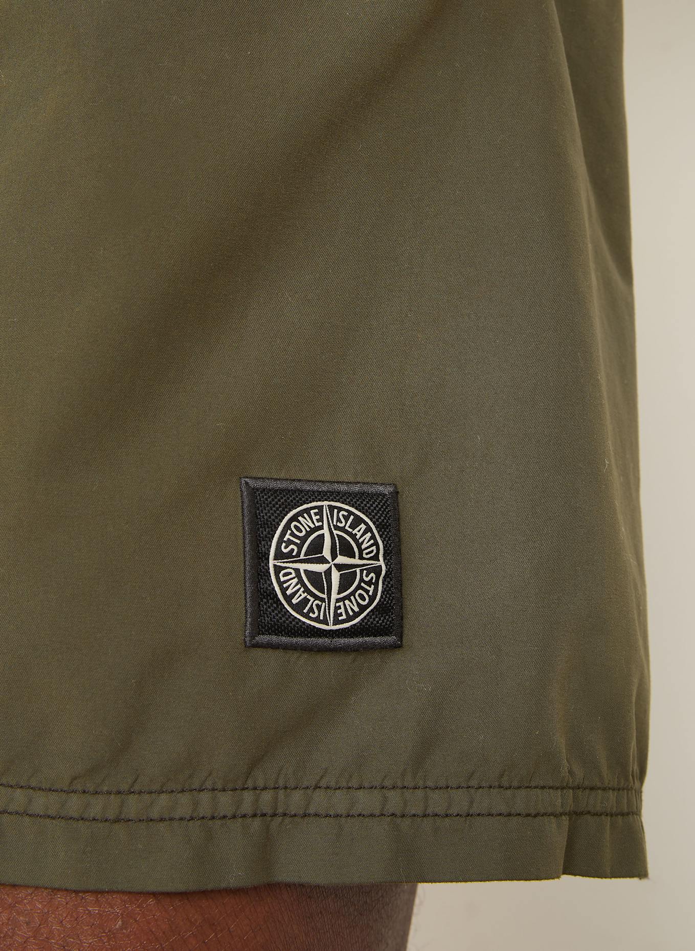 STONE ISLAND Shorts regular fit: OLIVE