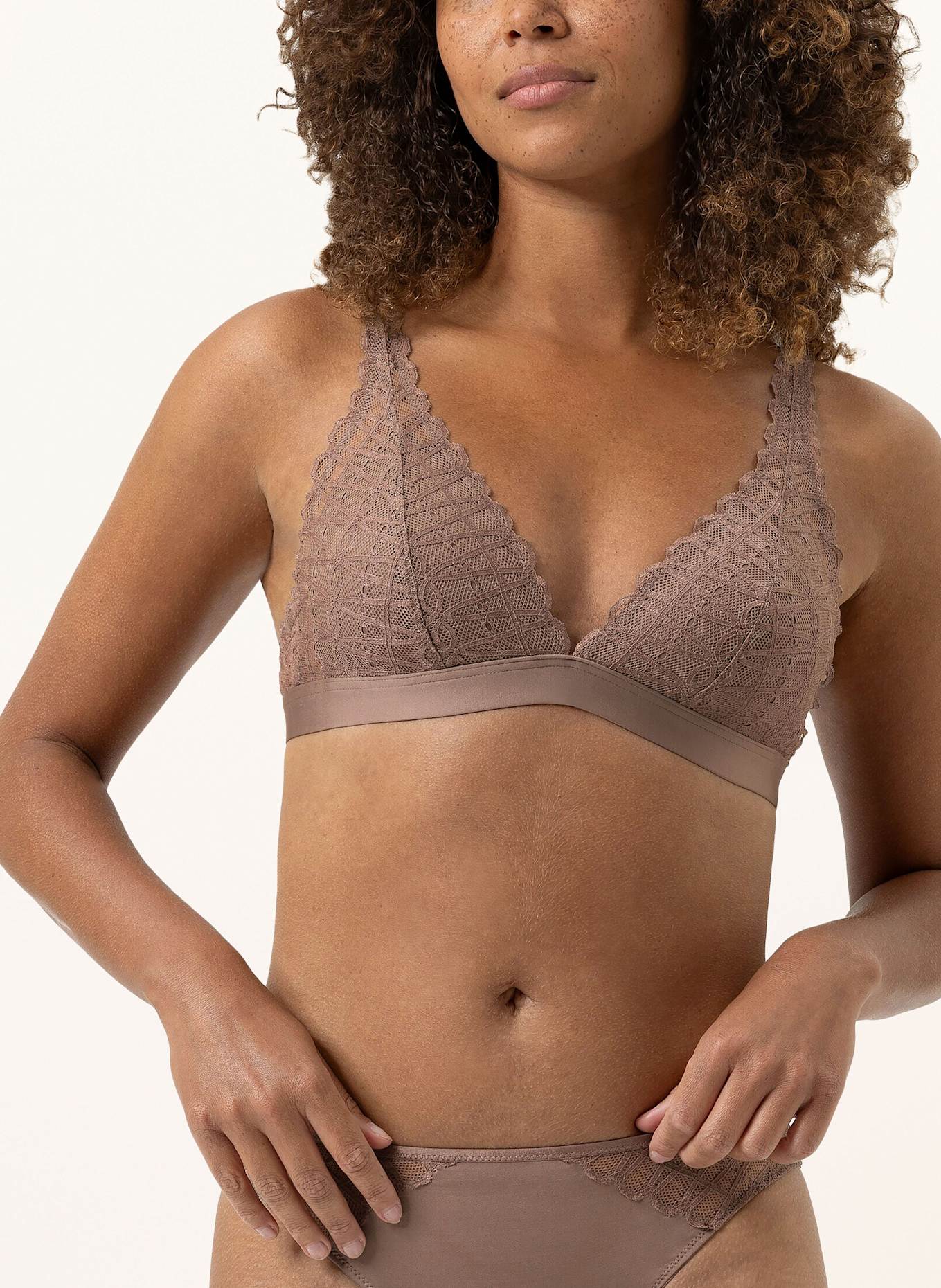 mey Biustonosz trójkątny z serii POETRY TEMPTATION: SZAROBRĄZOWY