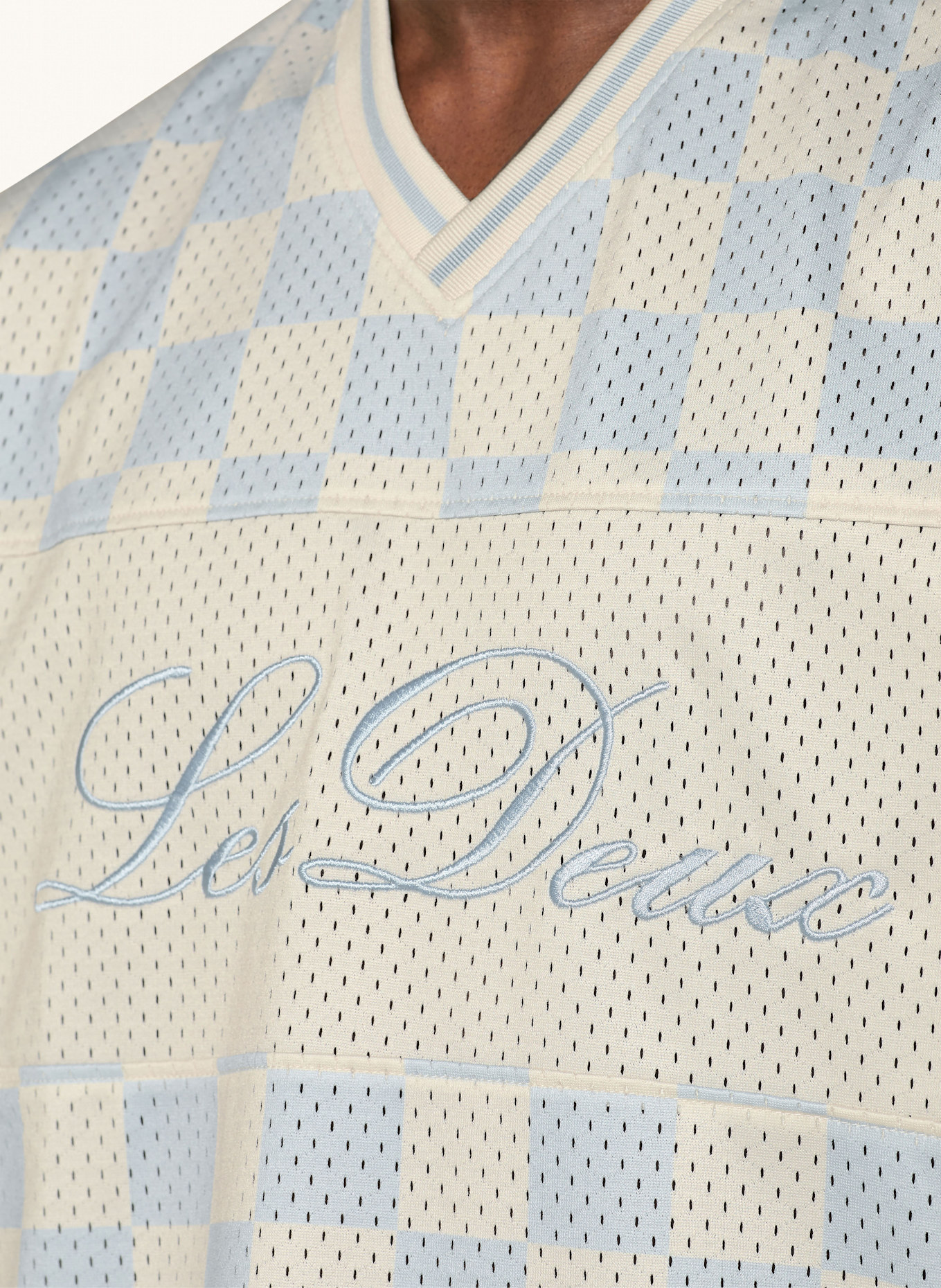 LES DEUX T-Shirt BRONSON aus Mesh: BEIGE / HELLBLAU