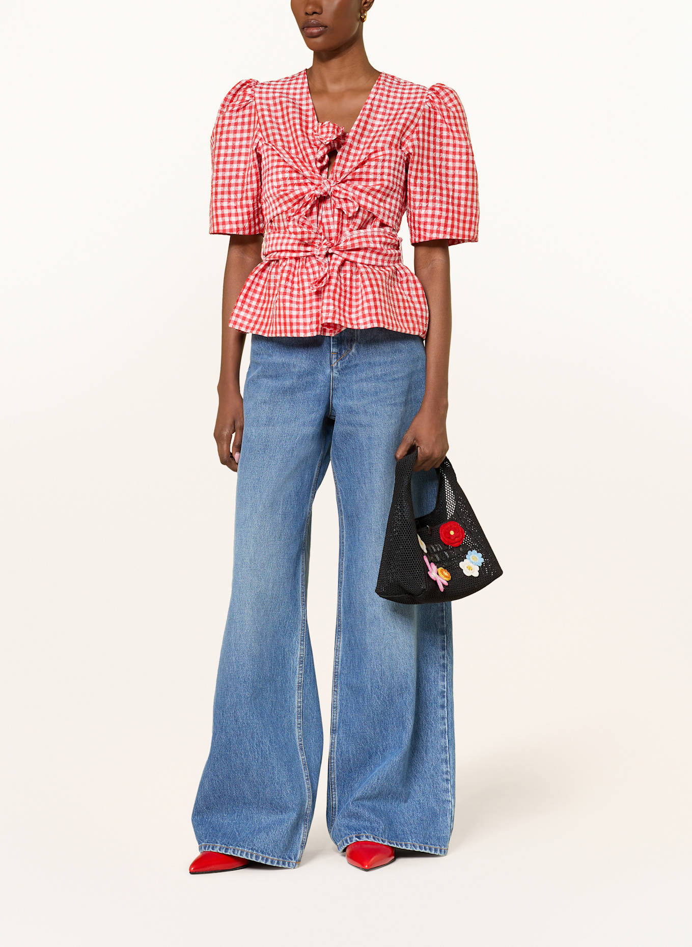 MARC JACOBS Handtasche THE DAISY CROCHET MINI SACK BAG: SCHWARZ