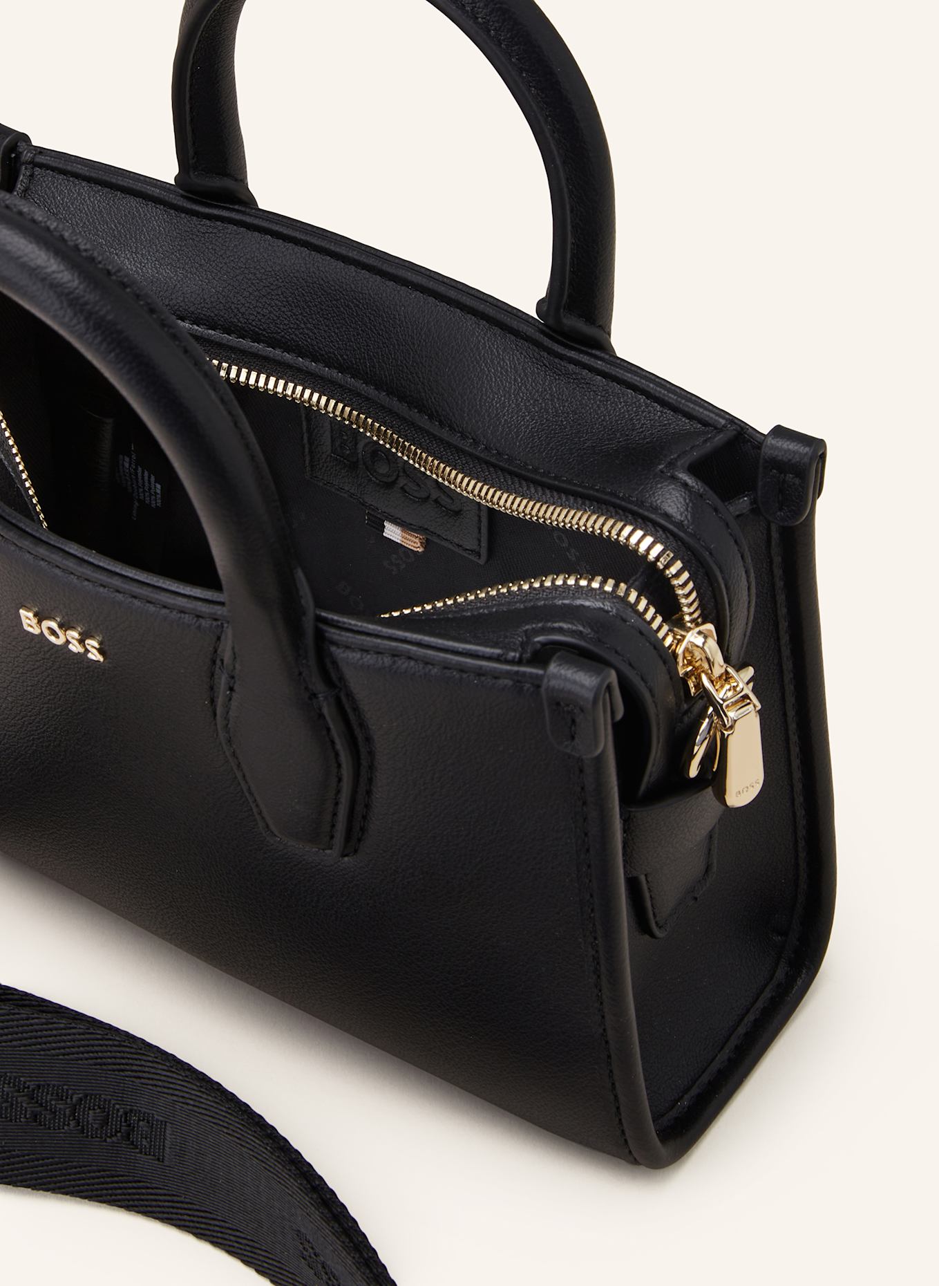 BOSS Handtasche SANDY SMALL: SCHWARZ