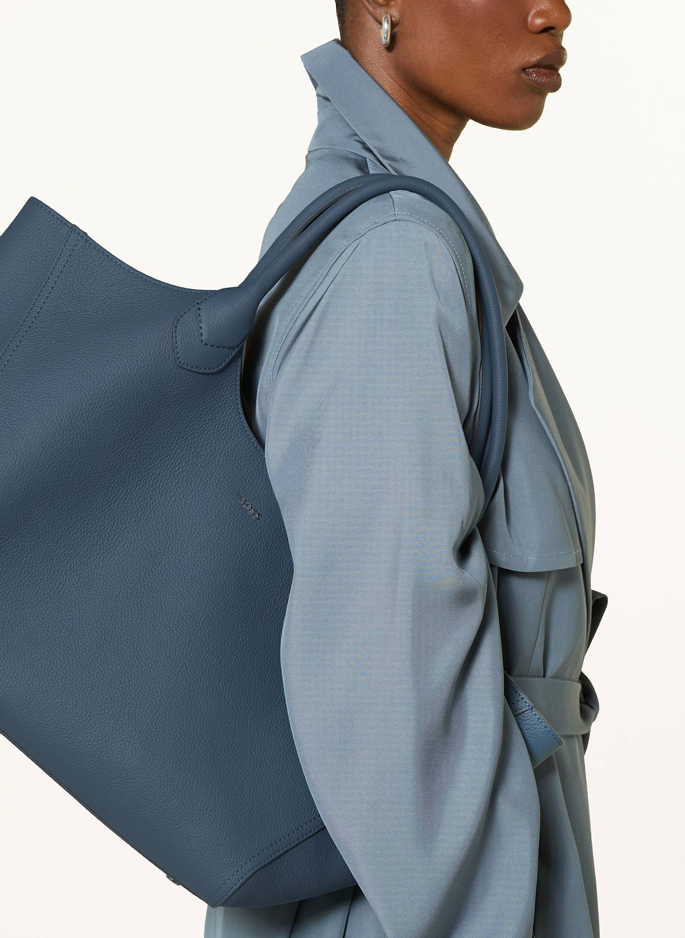 BOSS Schultertasche LENAH: BLAU