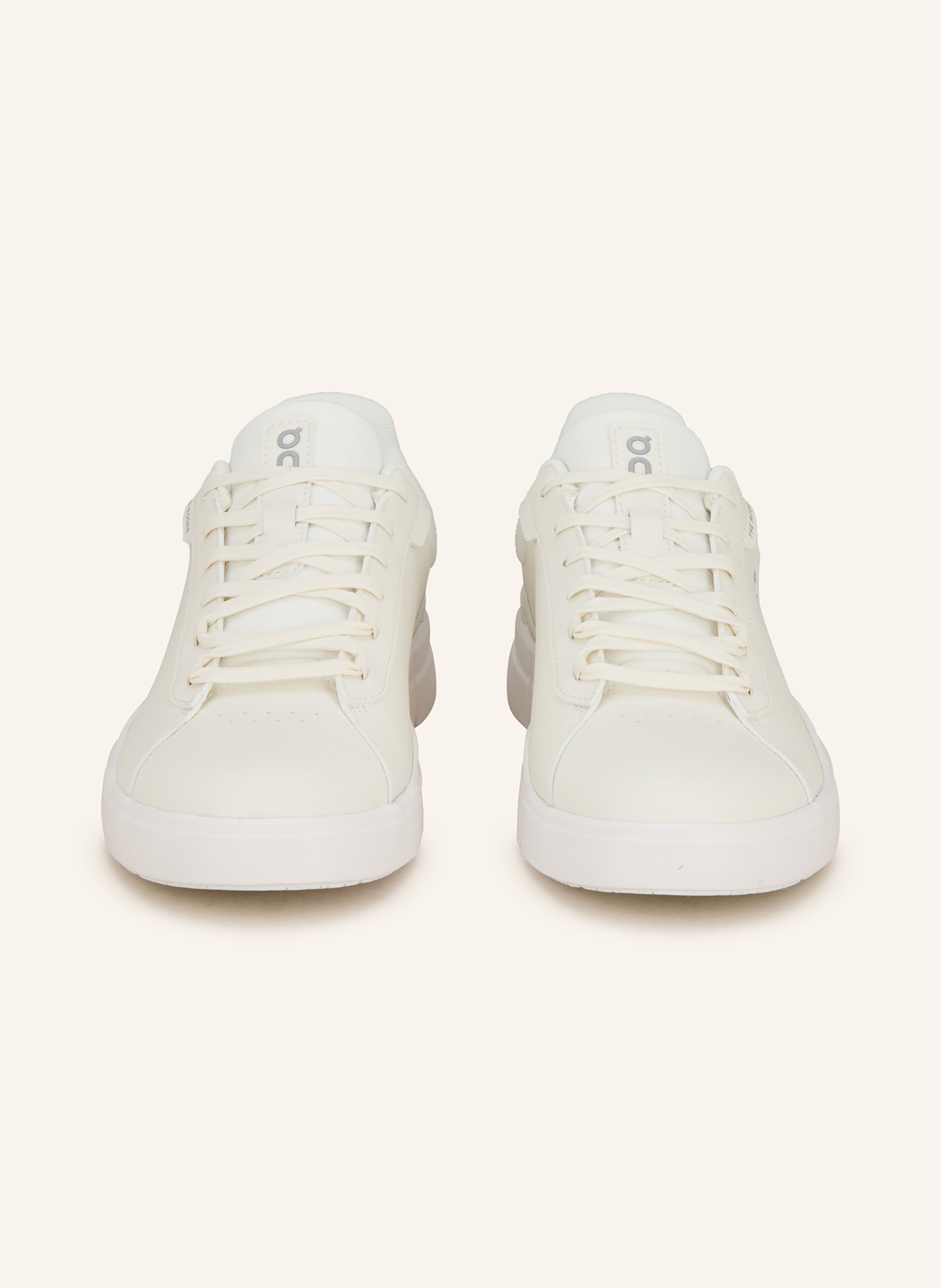 On Sneakersy THE ROGER ADVANTAGE: BÍLÁ / BÉŽOVÁ