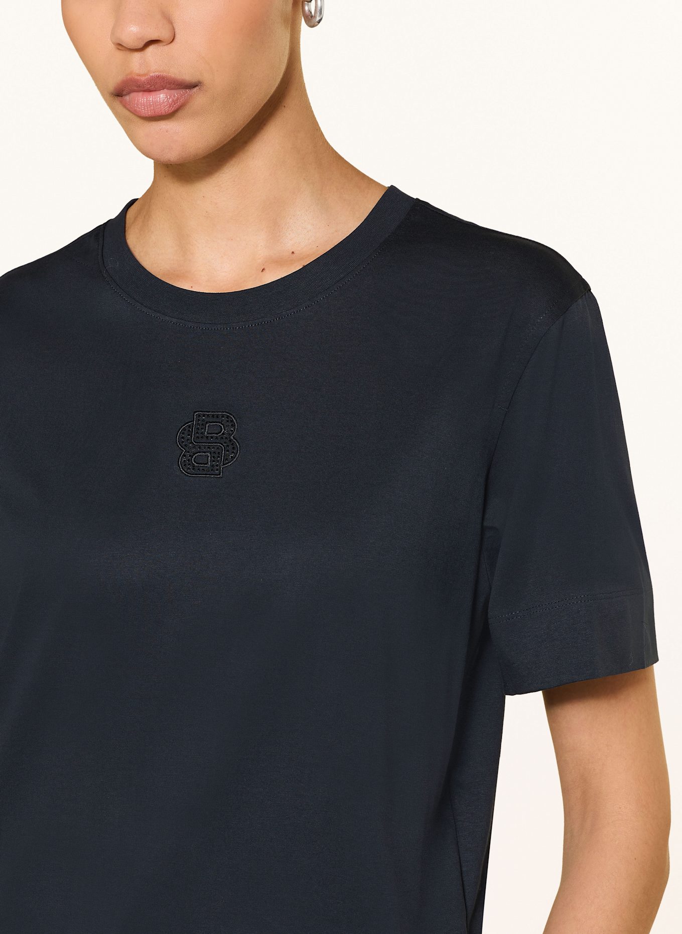 BOSS T-Shirt ELPHA mit Schmucksteinen: DUNKELBLAU