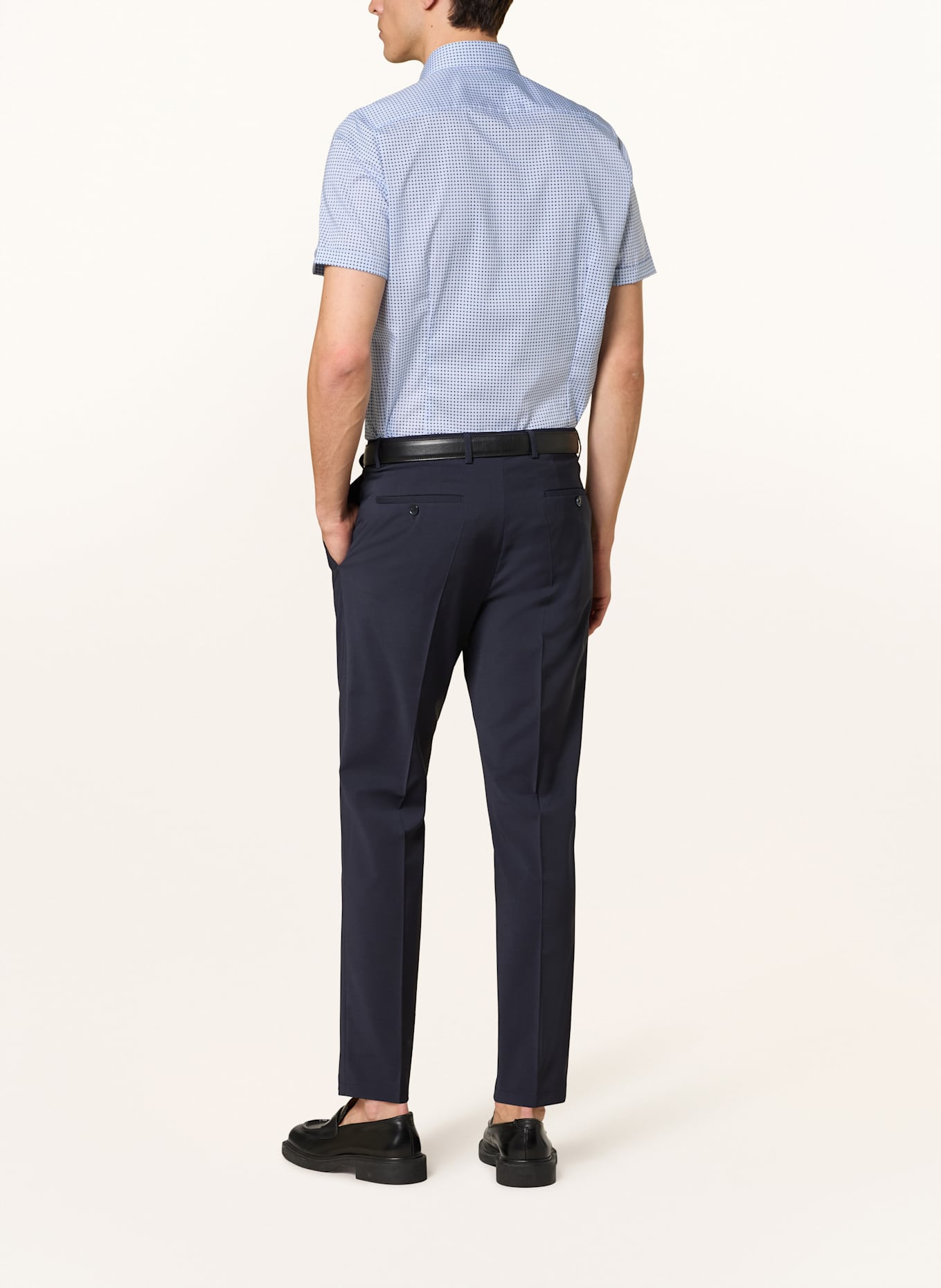 OLYMP Kurzarm-Hemd Level Five body fit: HELLBLAU / BLAU