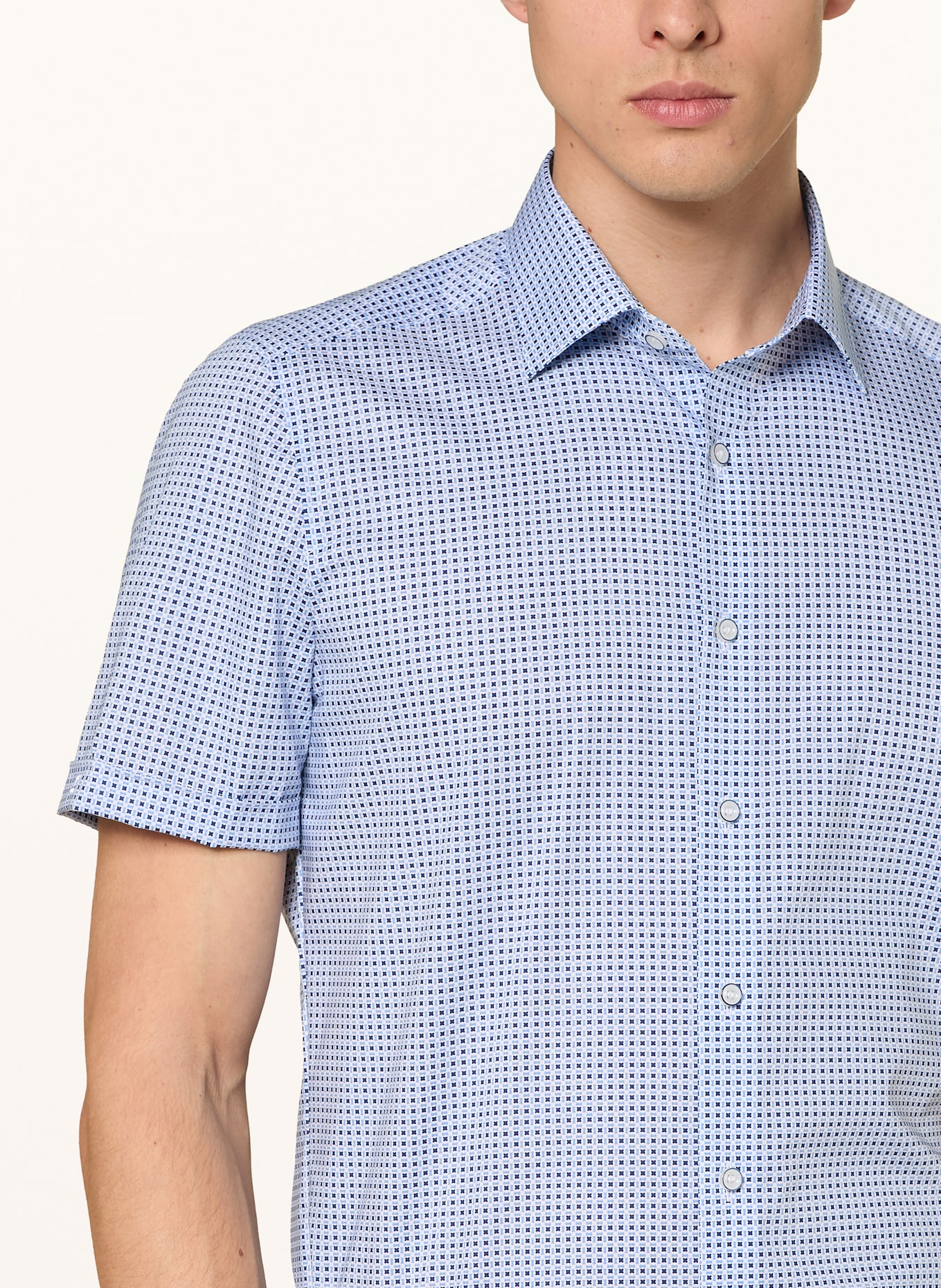 OLYMP Kurzarm-Hemd Level Five body fit: HELLBLAU / BLAU