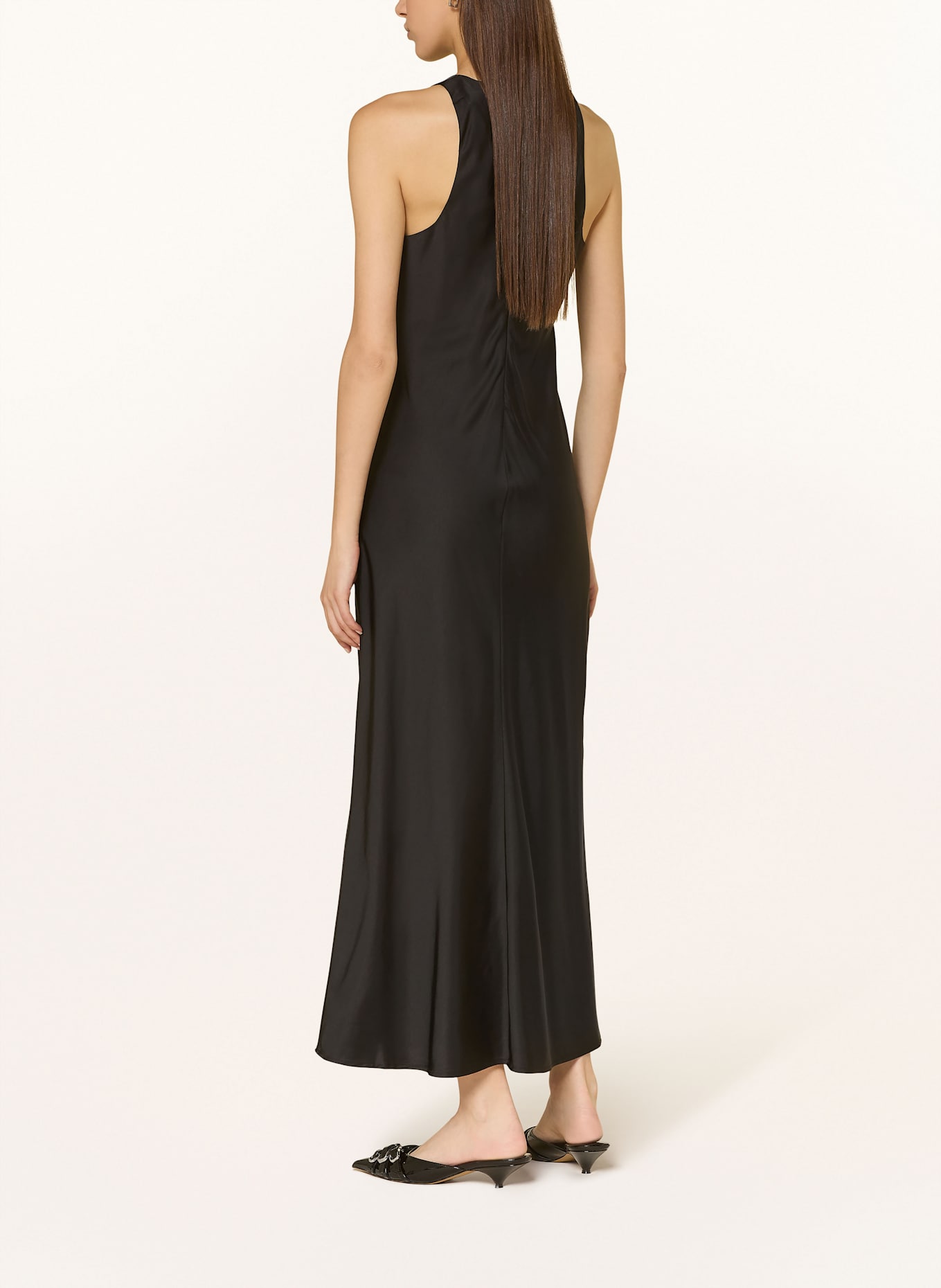 GESTUZ Satinkleid GZCERI: SCHWARZ