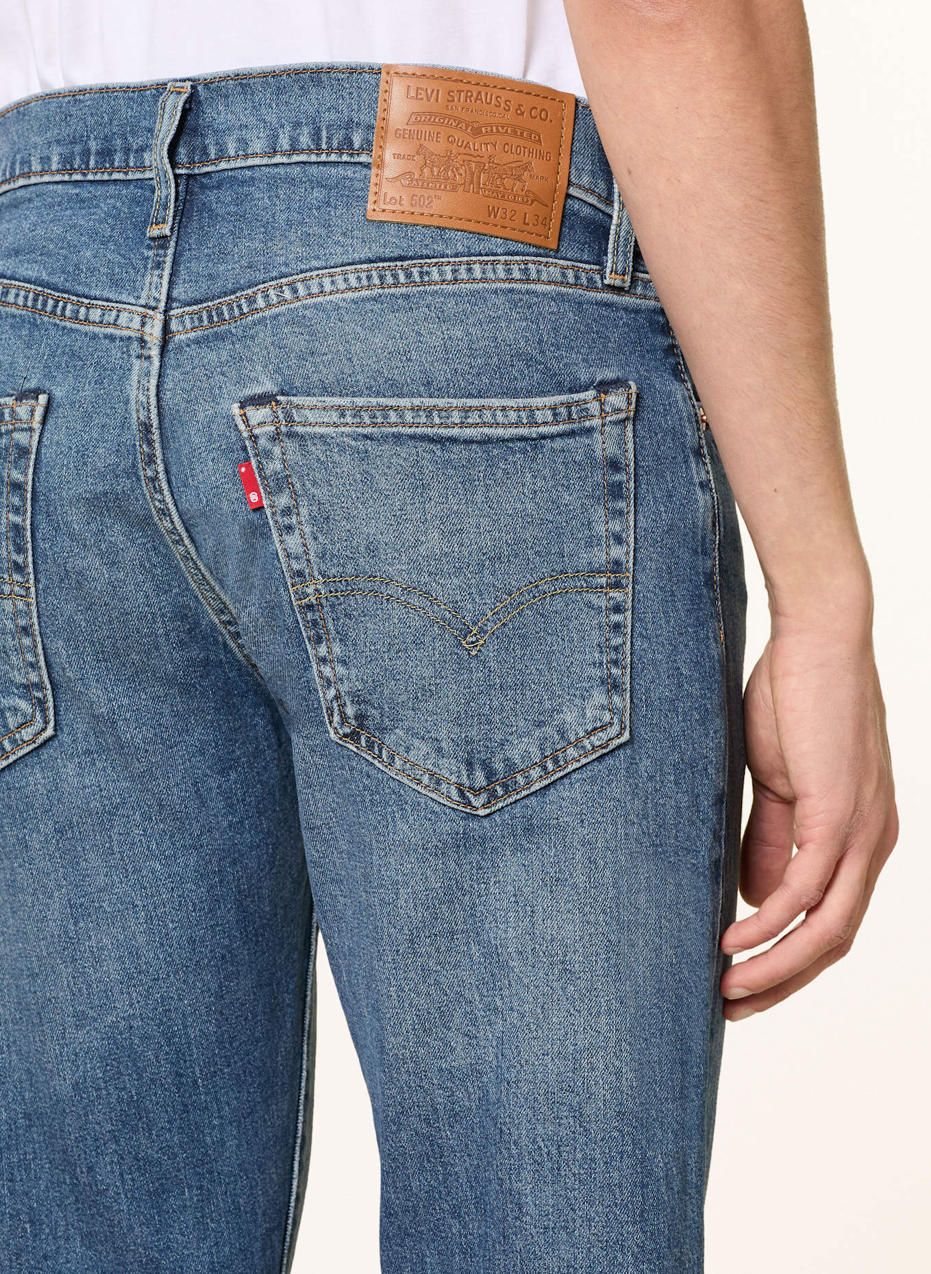 Levi's® Jeans 502 Tapered Fit: 51 Med Indigo - Worn In