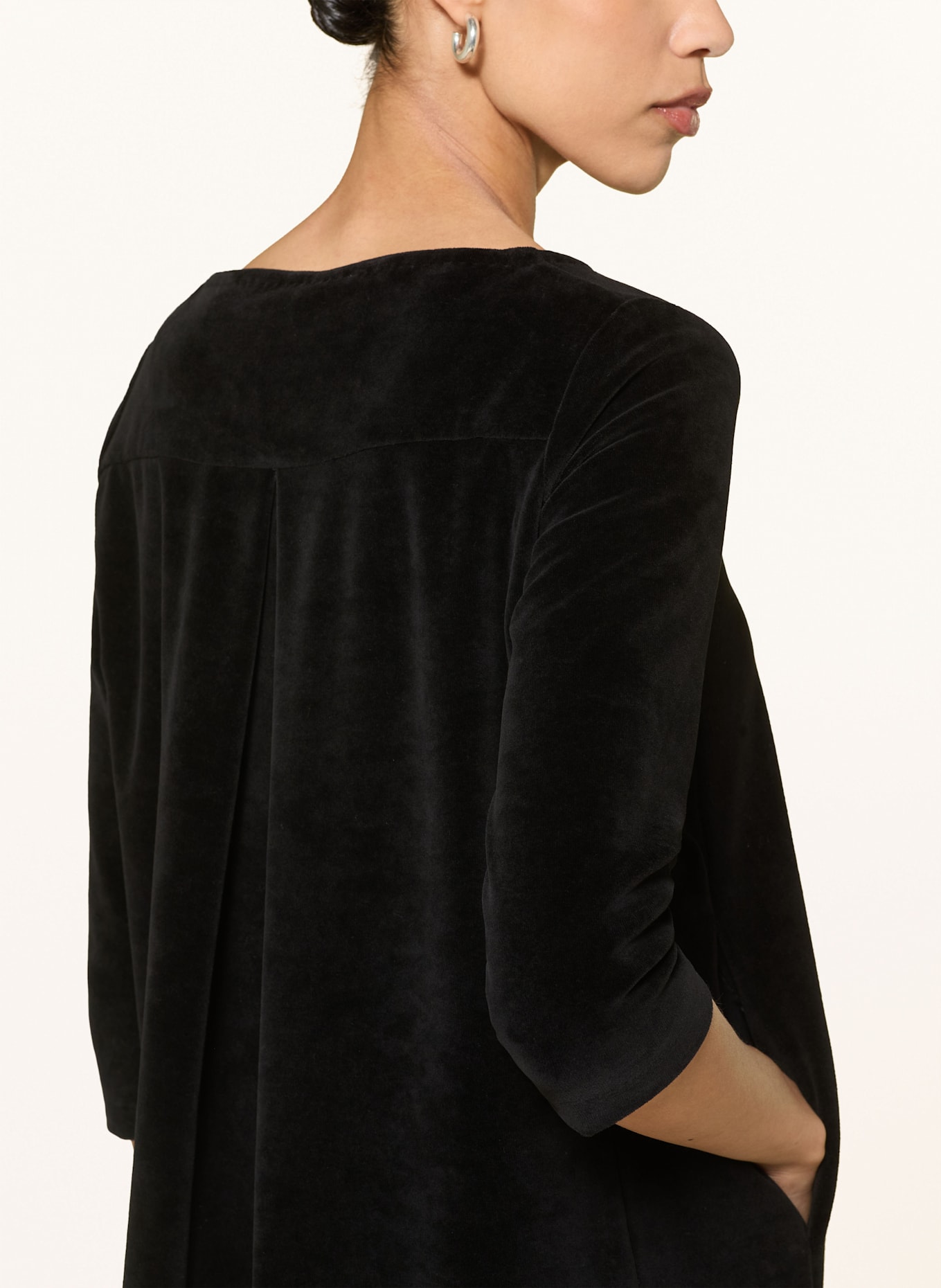 CIRCOLO 1901 Samtkleid mit 3/4-Arm: SCHWARZ