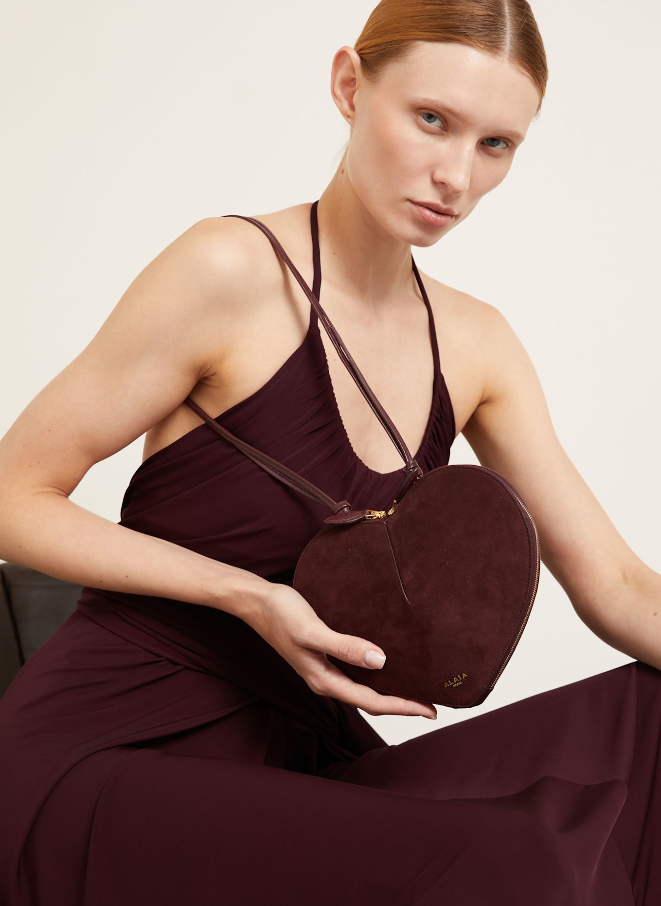 ALAÏA Crossbody bag LE COEUR: DARK RED