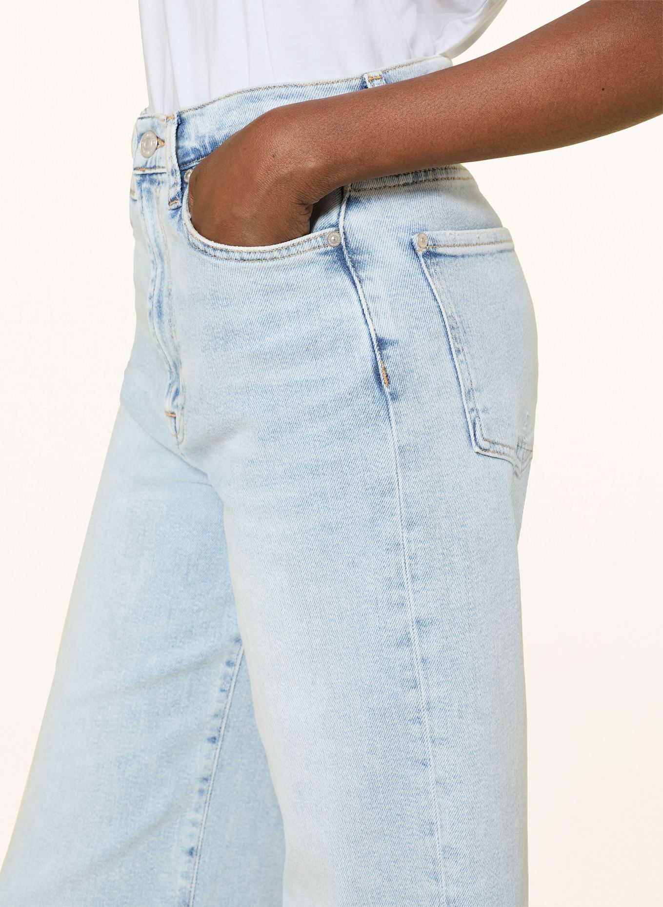 7 for all mankind Flared Jeans: 1A0 Sunset Beach