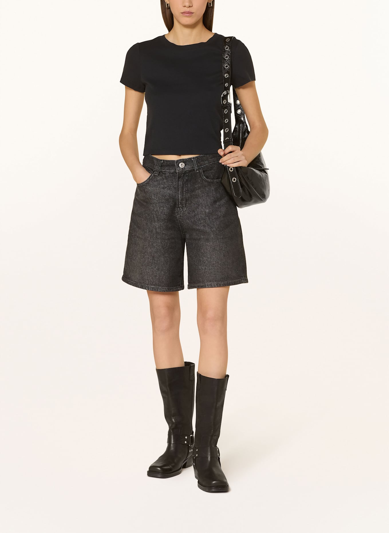 Levi's® T-Shirt ESSENTIAL SPORTY: SCHWARZ