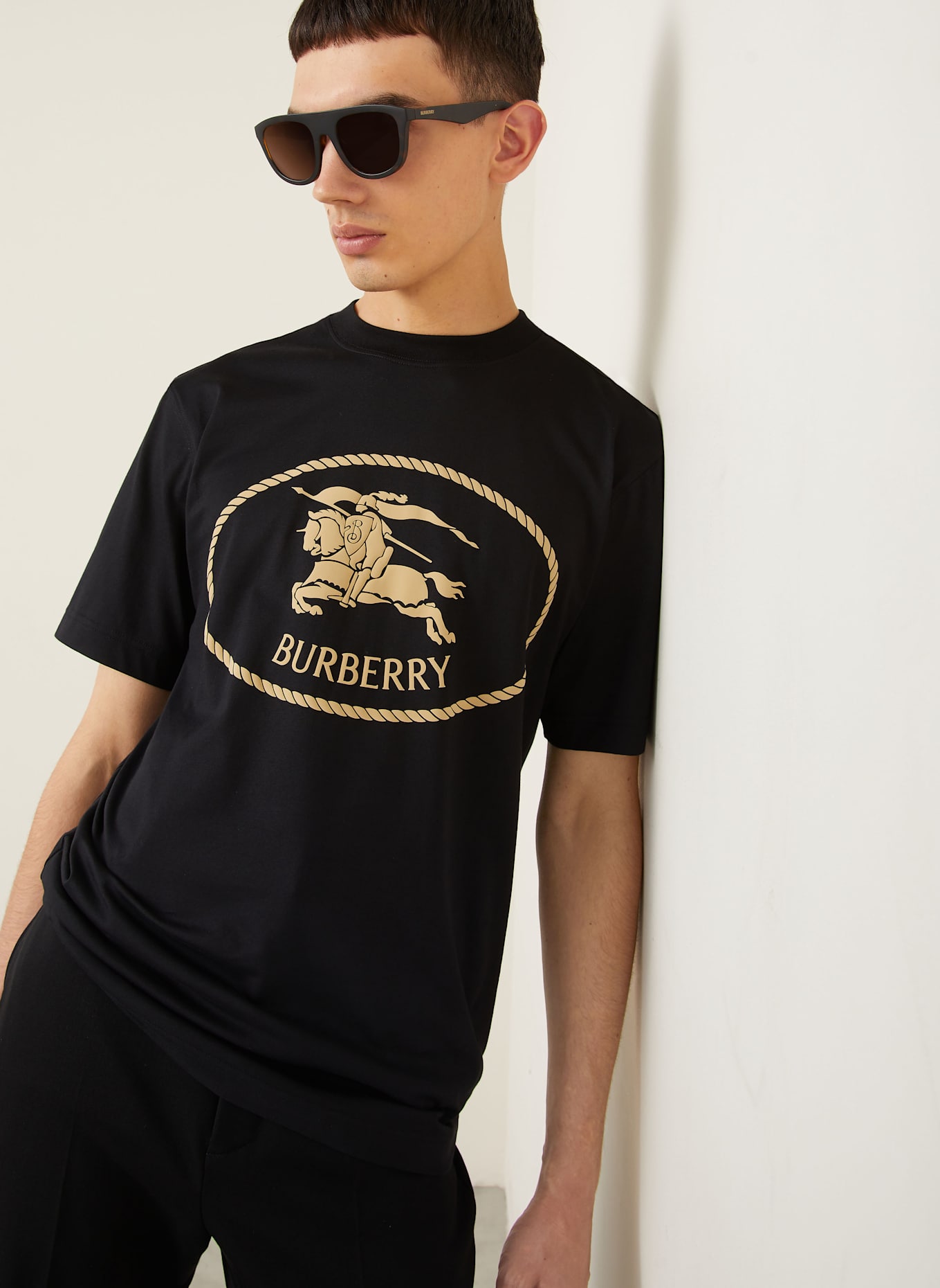 BURBERRY Tričko: ČERNÁ