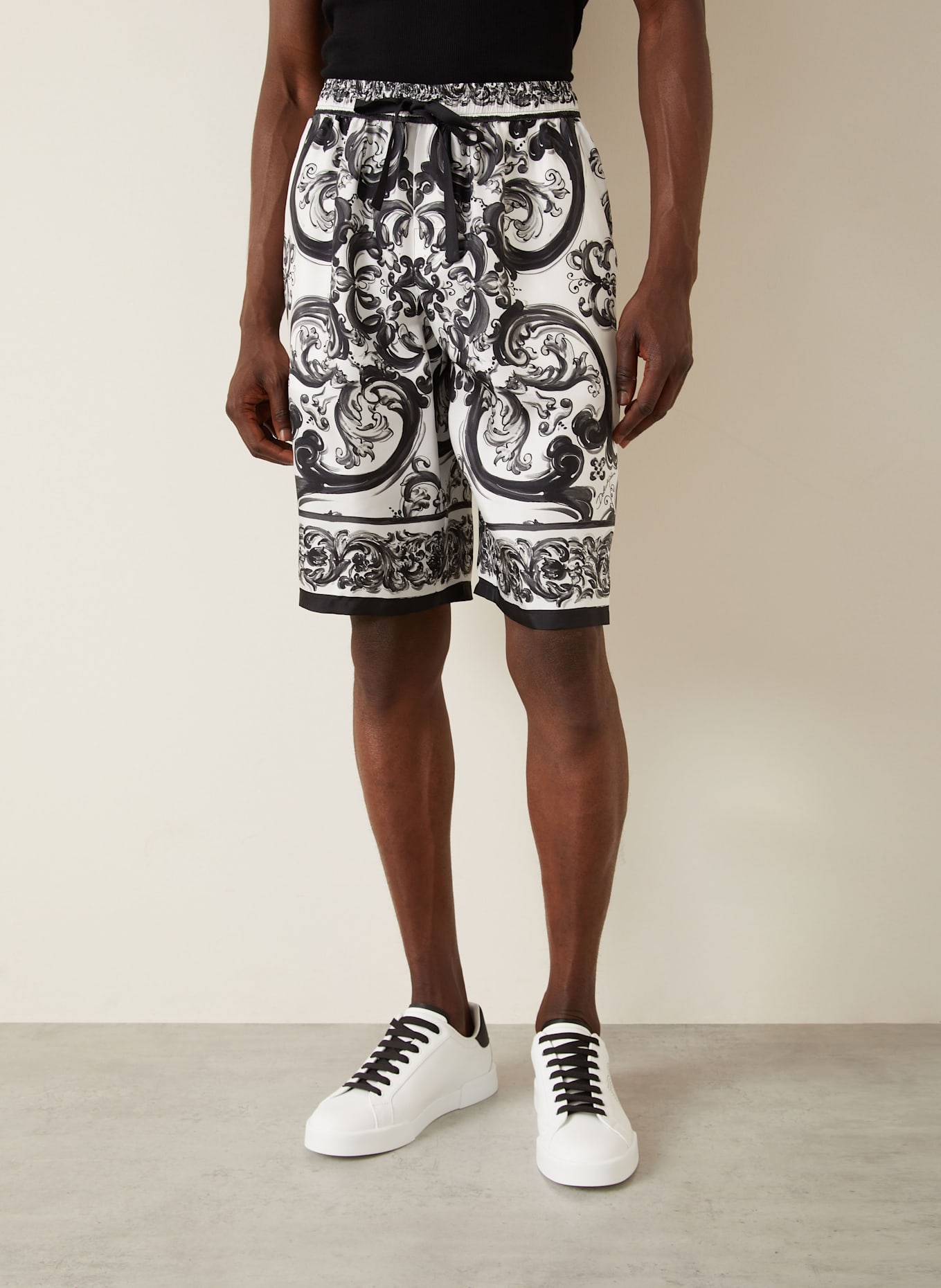 DOLCE & GABBANA Hedvábné šortky: ČERNÁ/ BÍLÁ/ TMAVĚ ŠEDÁ