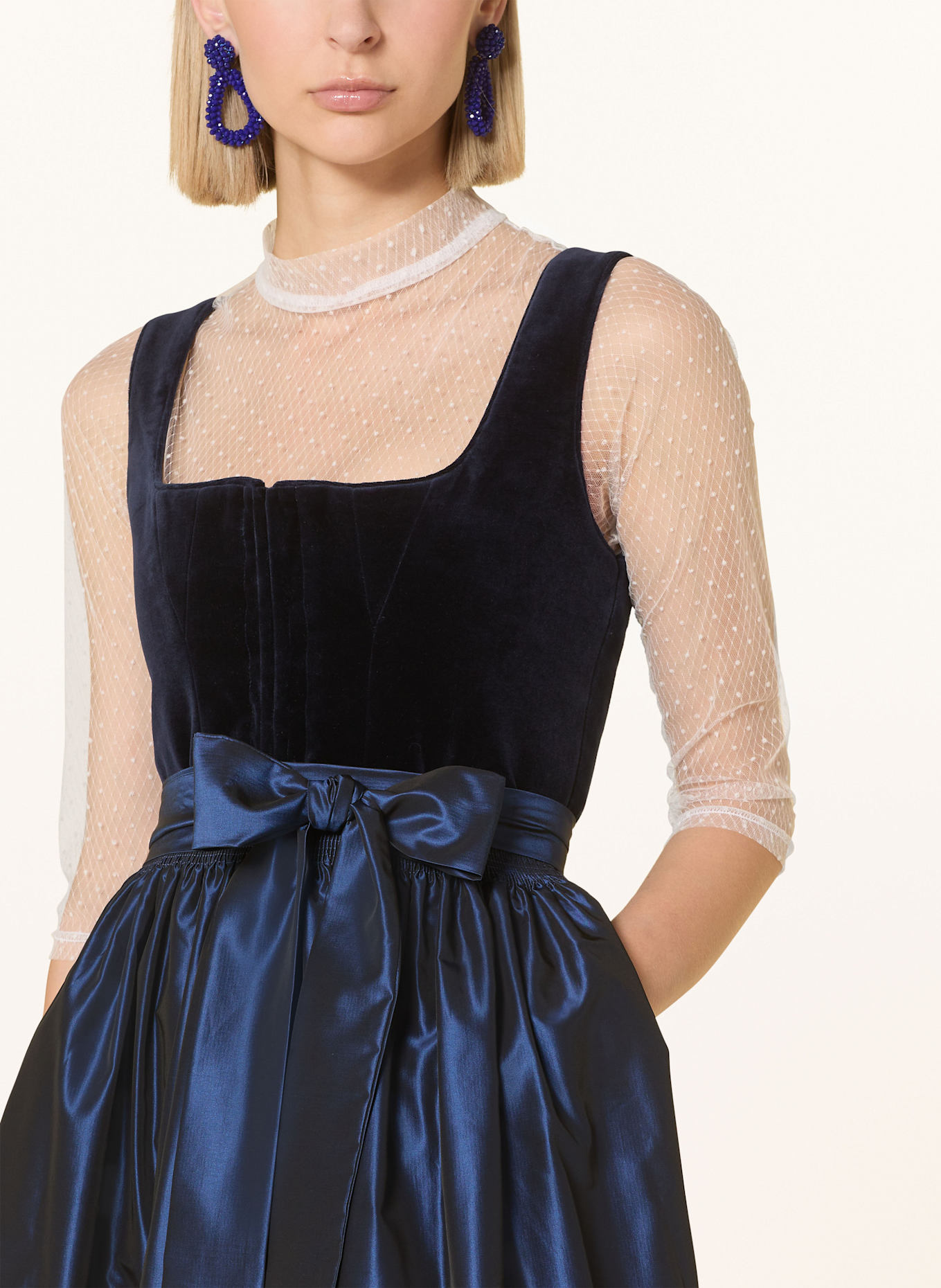 Johann & Johanna Dirndl: DUNKELBLAU