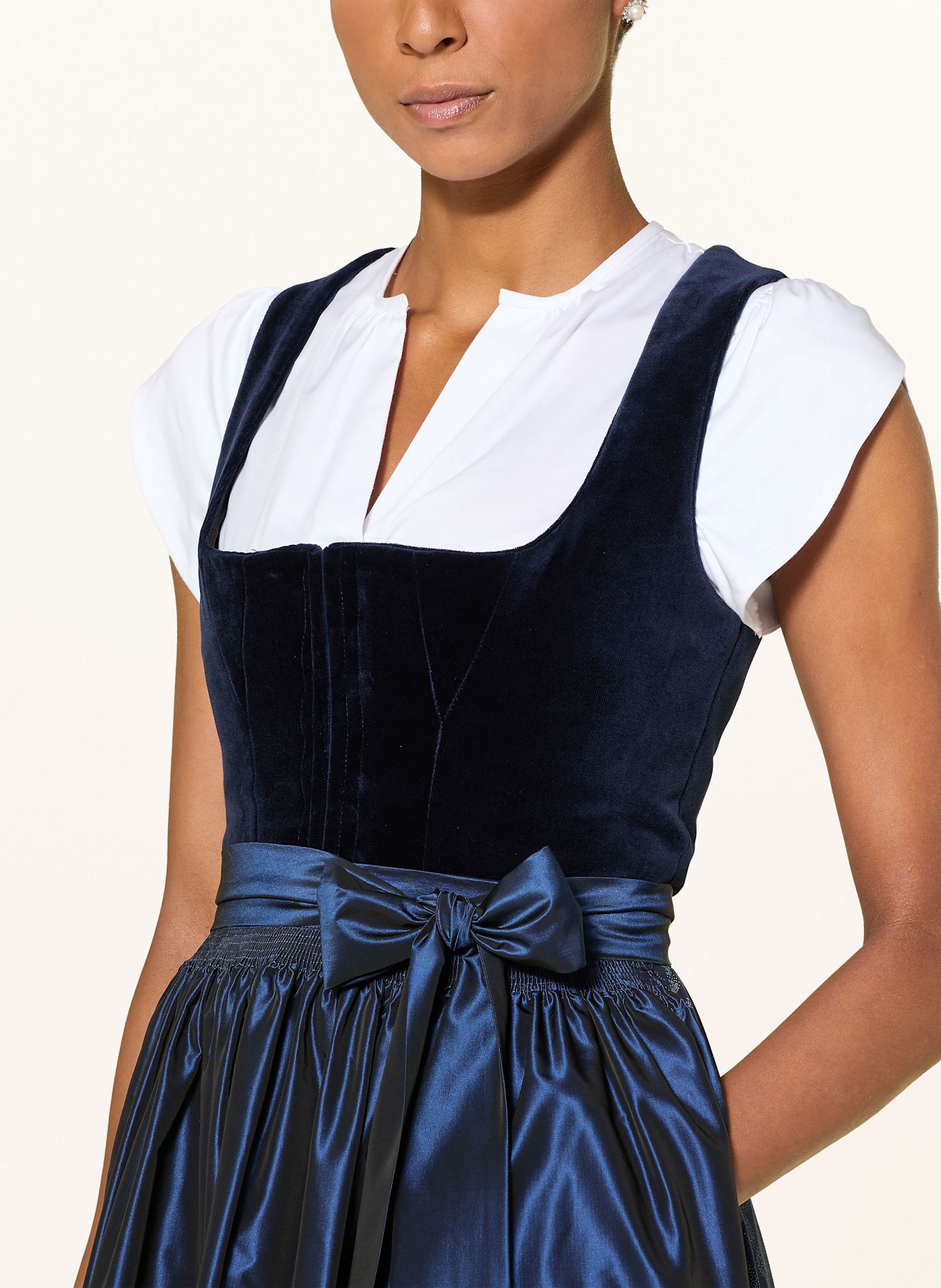 Johann & Johanna Dirndl: DUNKELBLAU