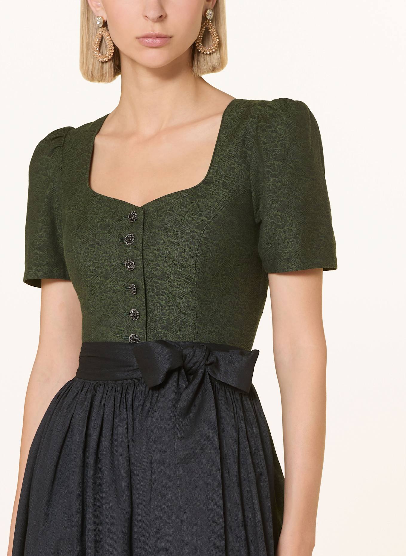 Johann & Johanna Dirndl: DUNKELGRÜN