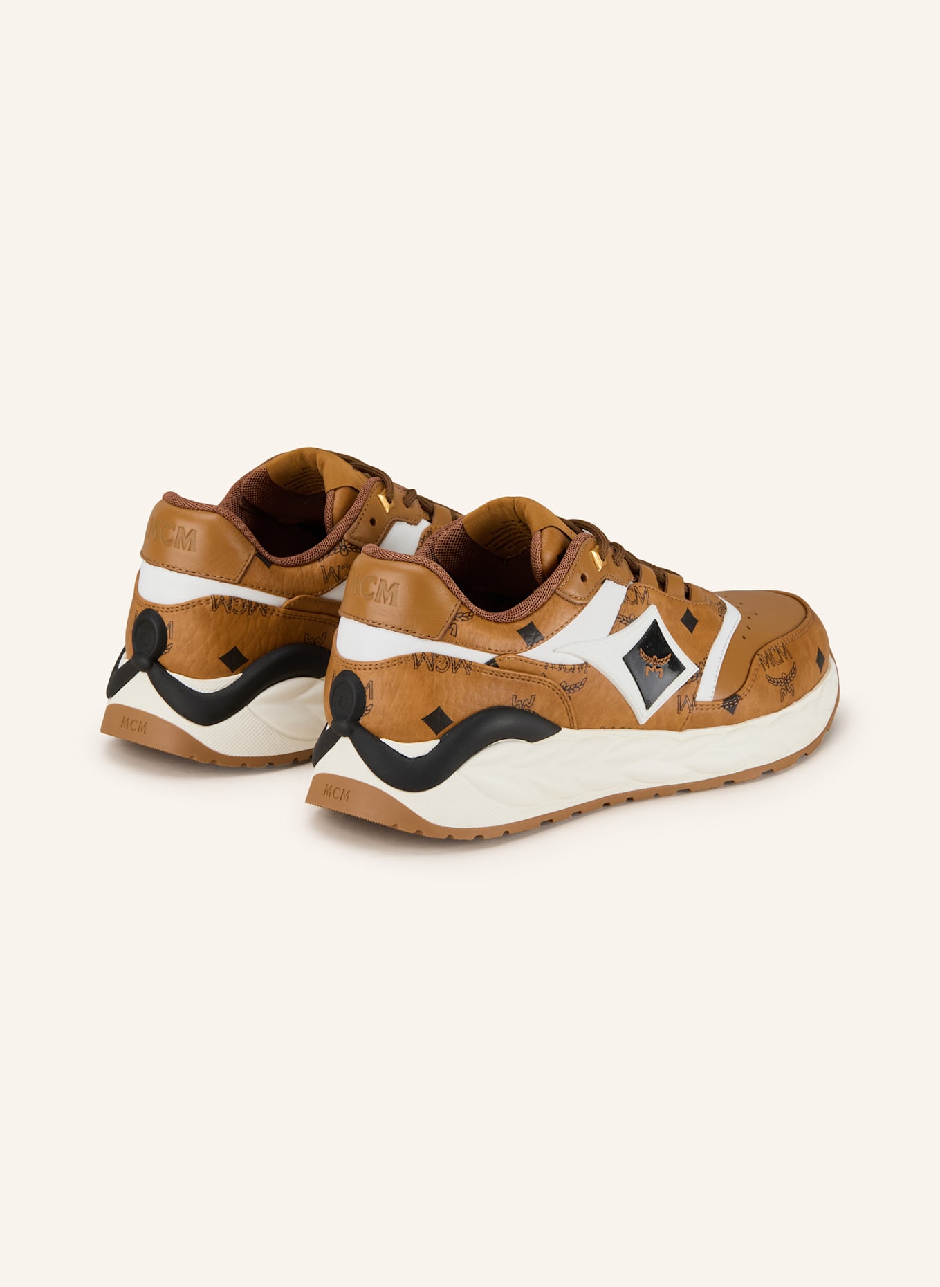 MCM Sneaker SKYWANDER: COGNAC
