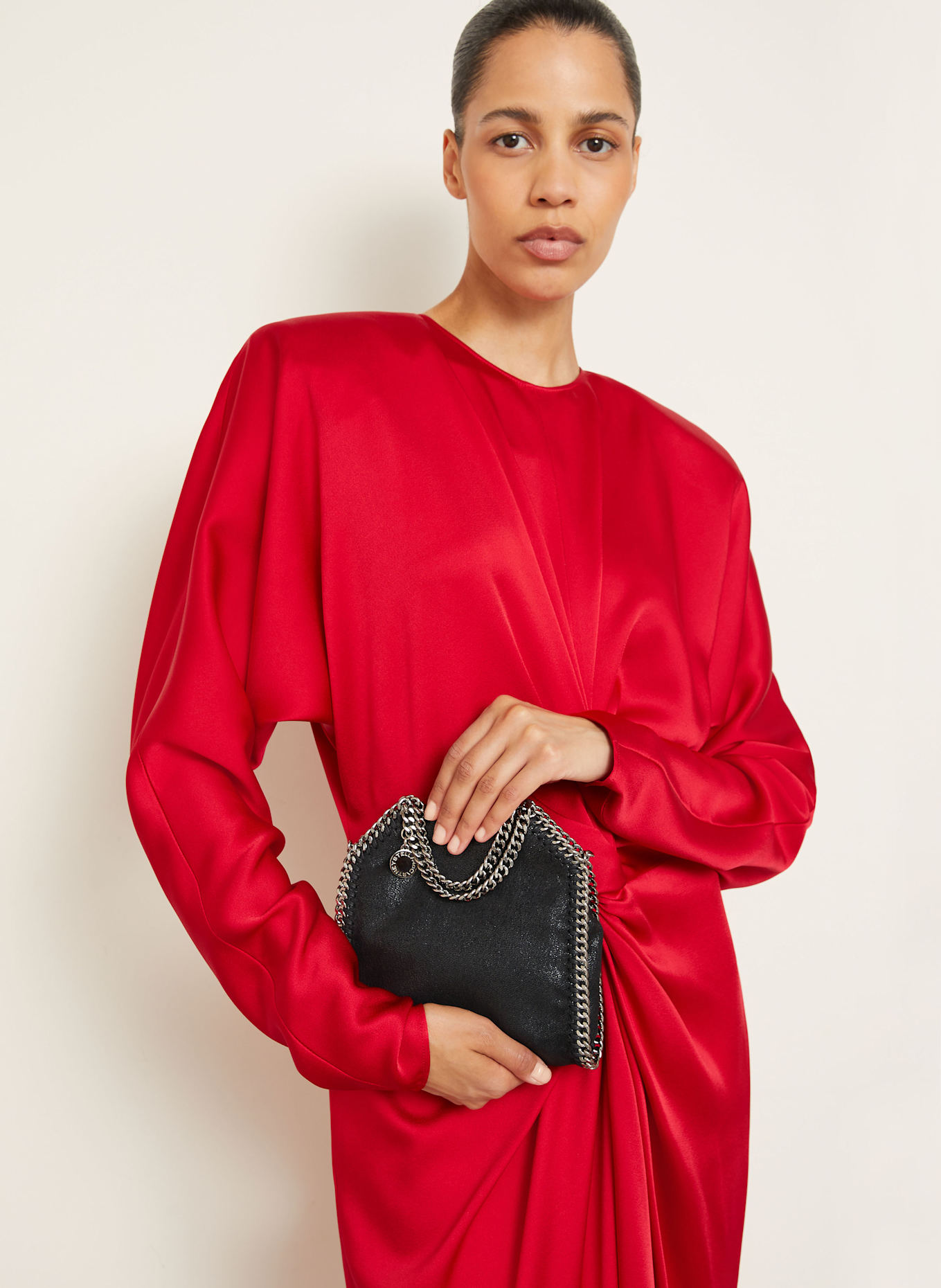 STELLA McCARTNEY Handtasche FALABELLA MINI: SCHWARZ / SILBER