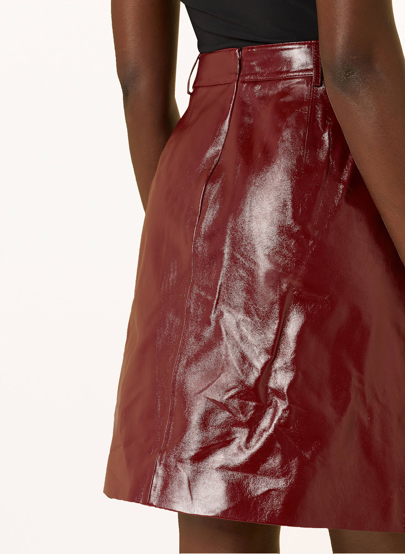 self-portrait Leather skirt in dark red