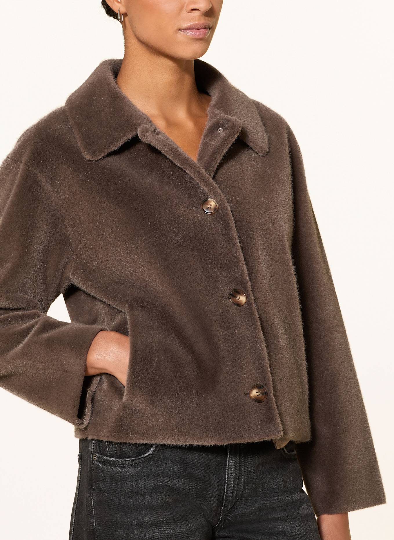 REPEAT Kunstfell-Jacke: BRAUN