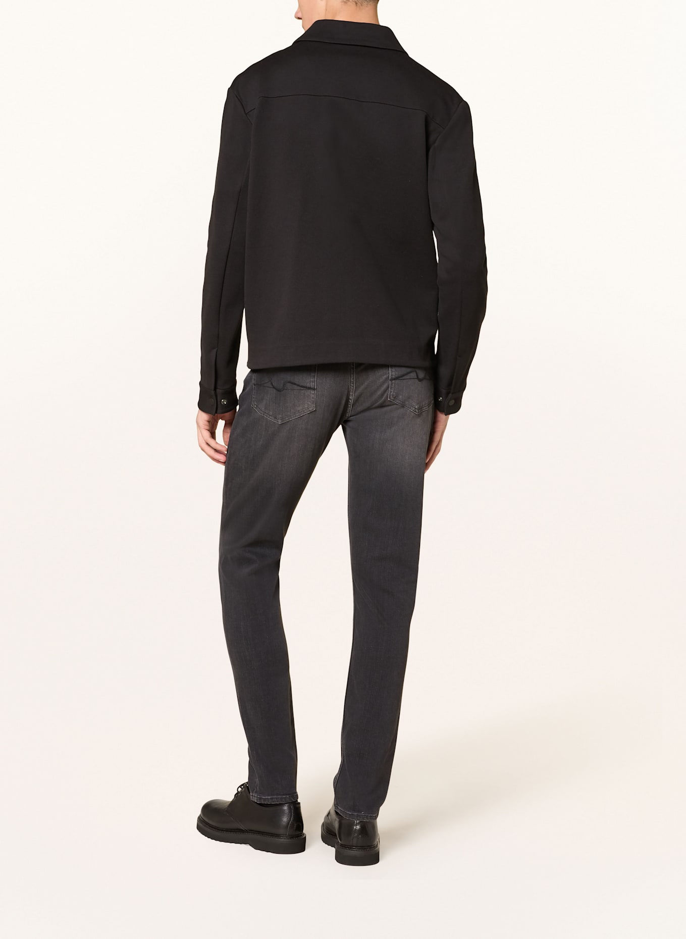 7 Zamówienie można bezpłatnie odesłać w ciągu 30 dni Jeansy SLIMMY TAPERED extra slim fit: WDB Black