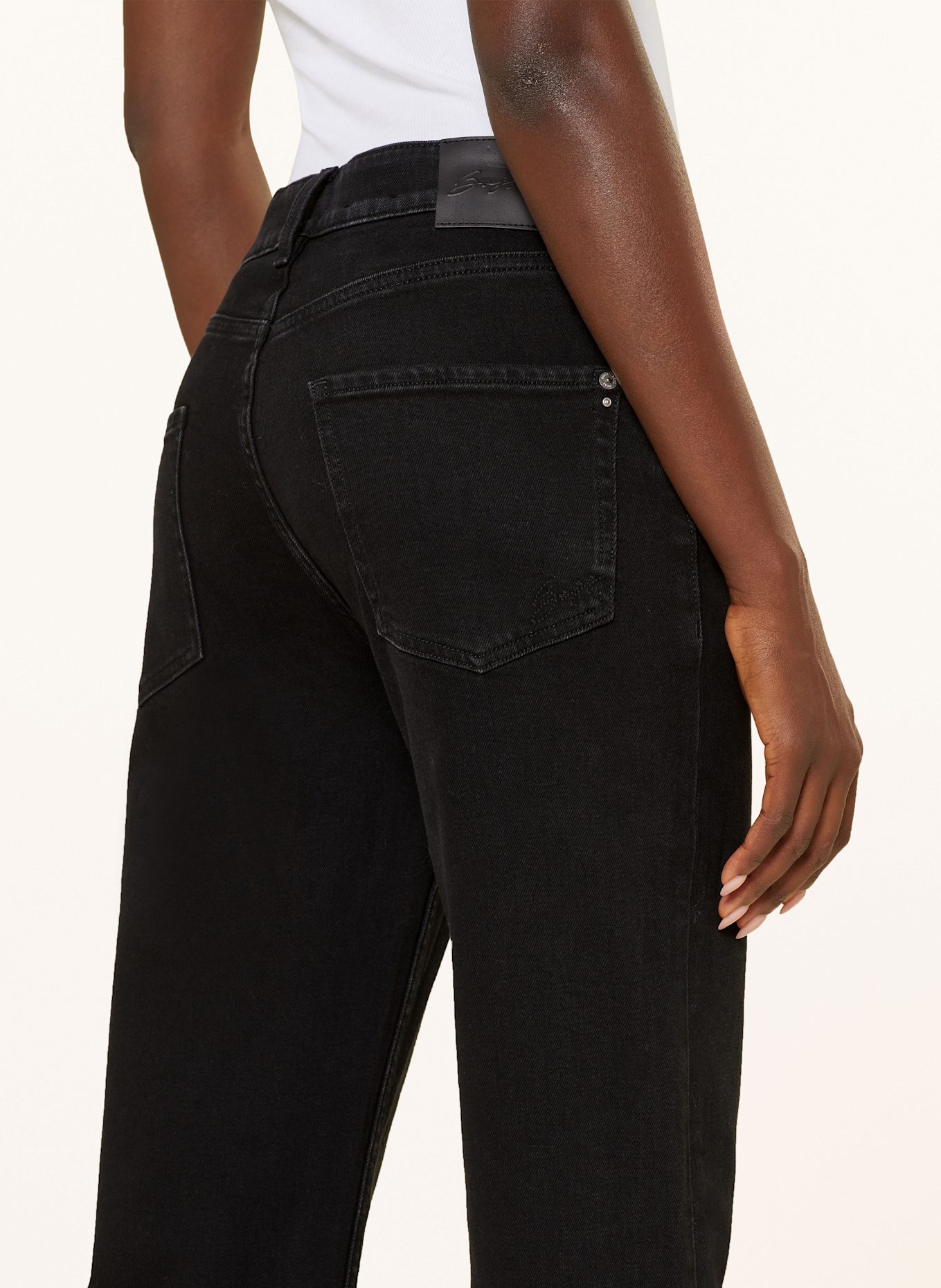 BOSS Straight Jeans ADA: 008 BLACK