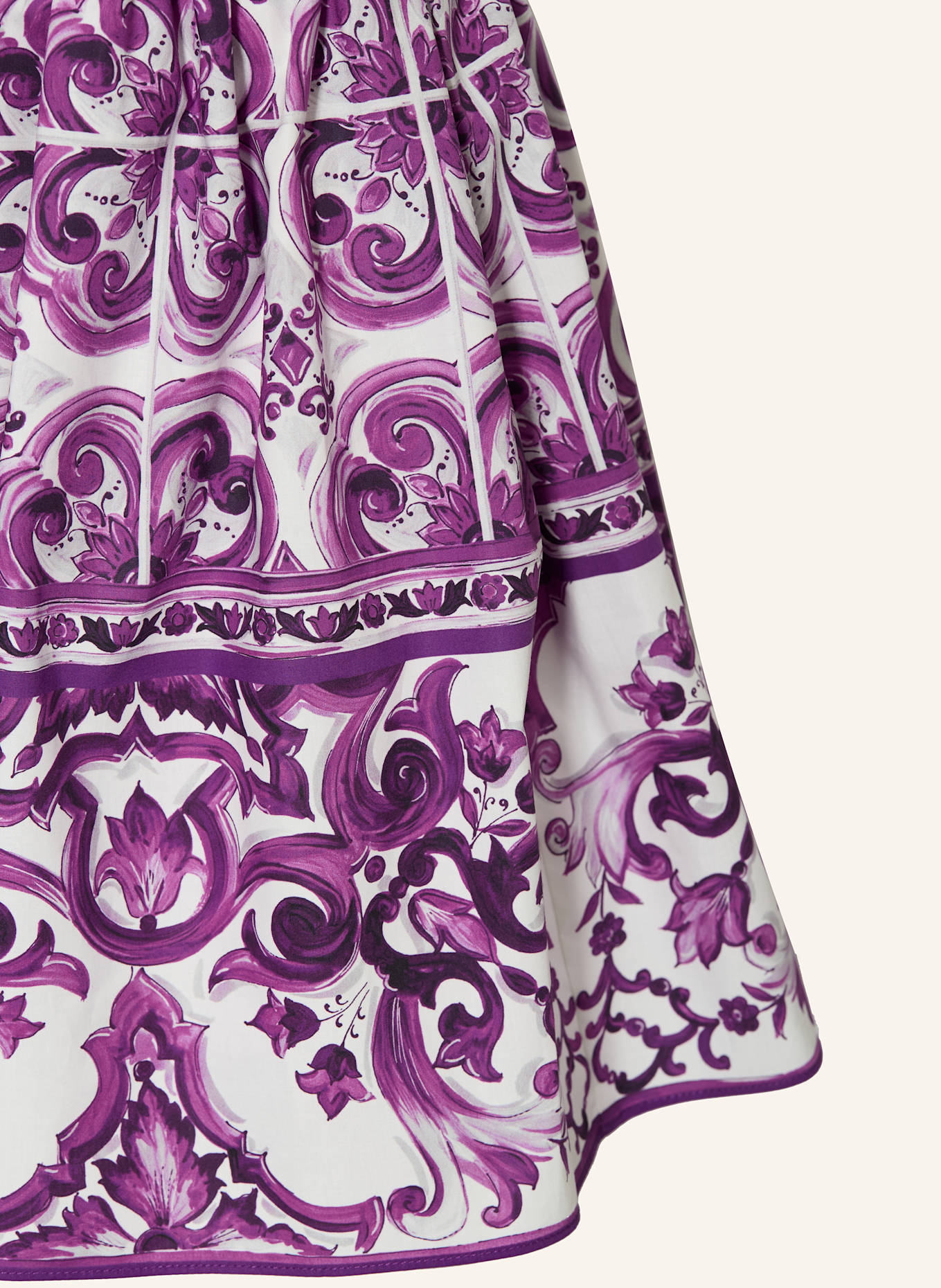 DOLCE & GABBANA Rock: LILA/ WEISS/ DUNKELLILA