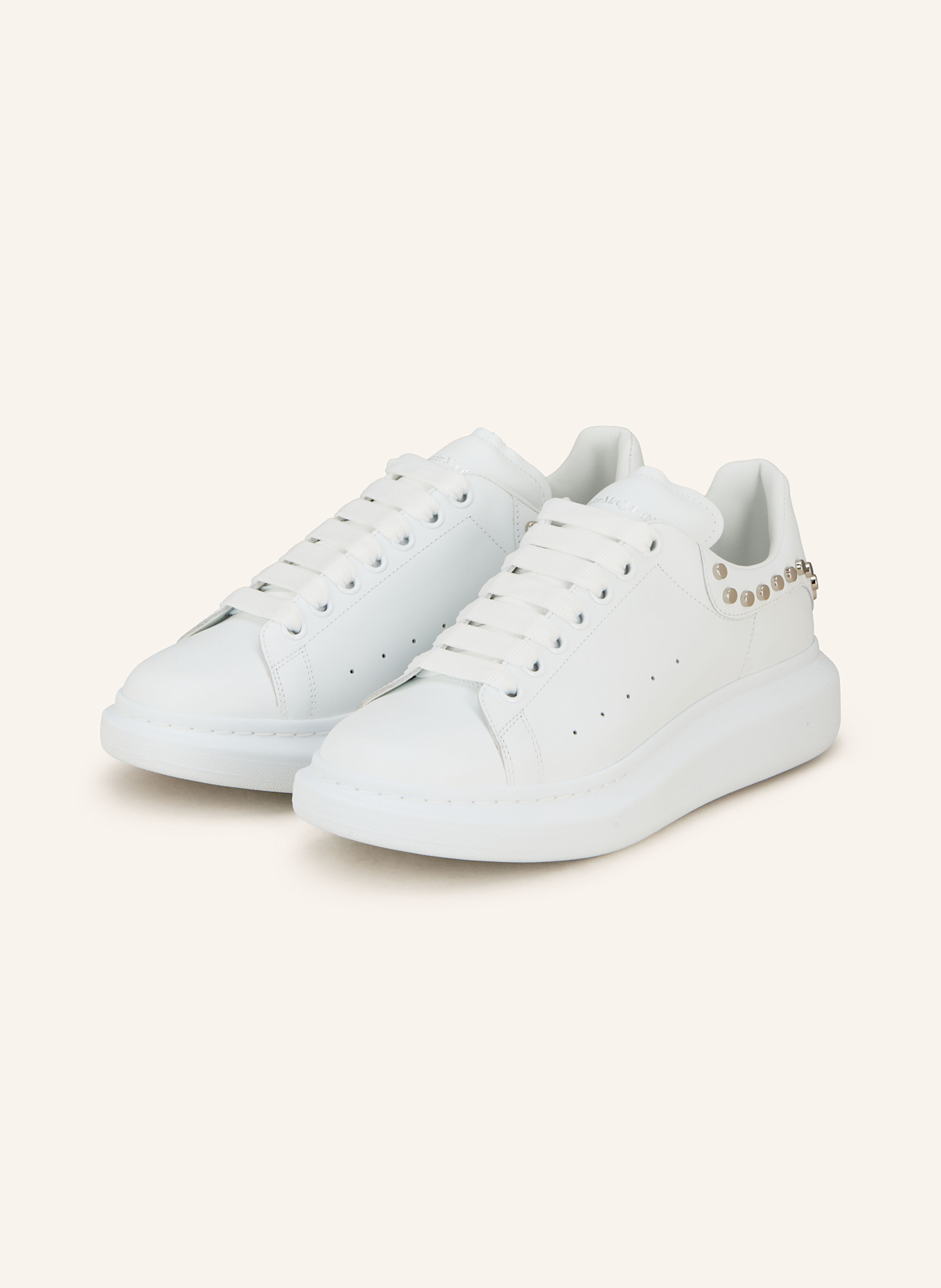 McQUEEN Sneaker mit Nieten: WEISS