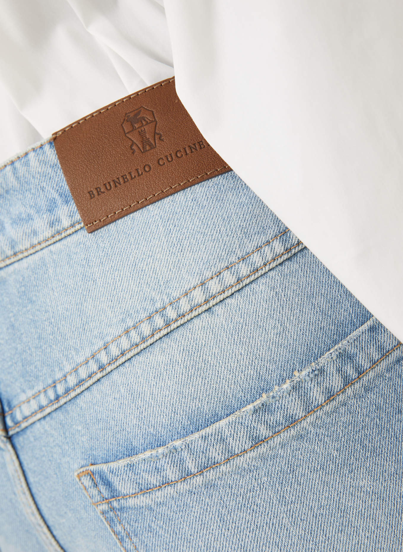 BRUNELLO CUCINELLI 7/8-Jeans: C9044 AGED LIGHT BLUE DENIM