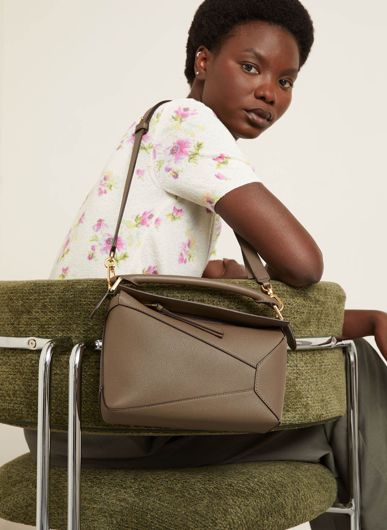 LOEWE Handtasche PUZZLE EDGE SMALL: TAUPE