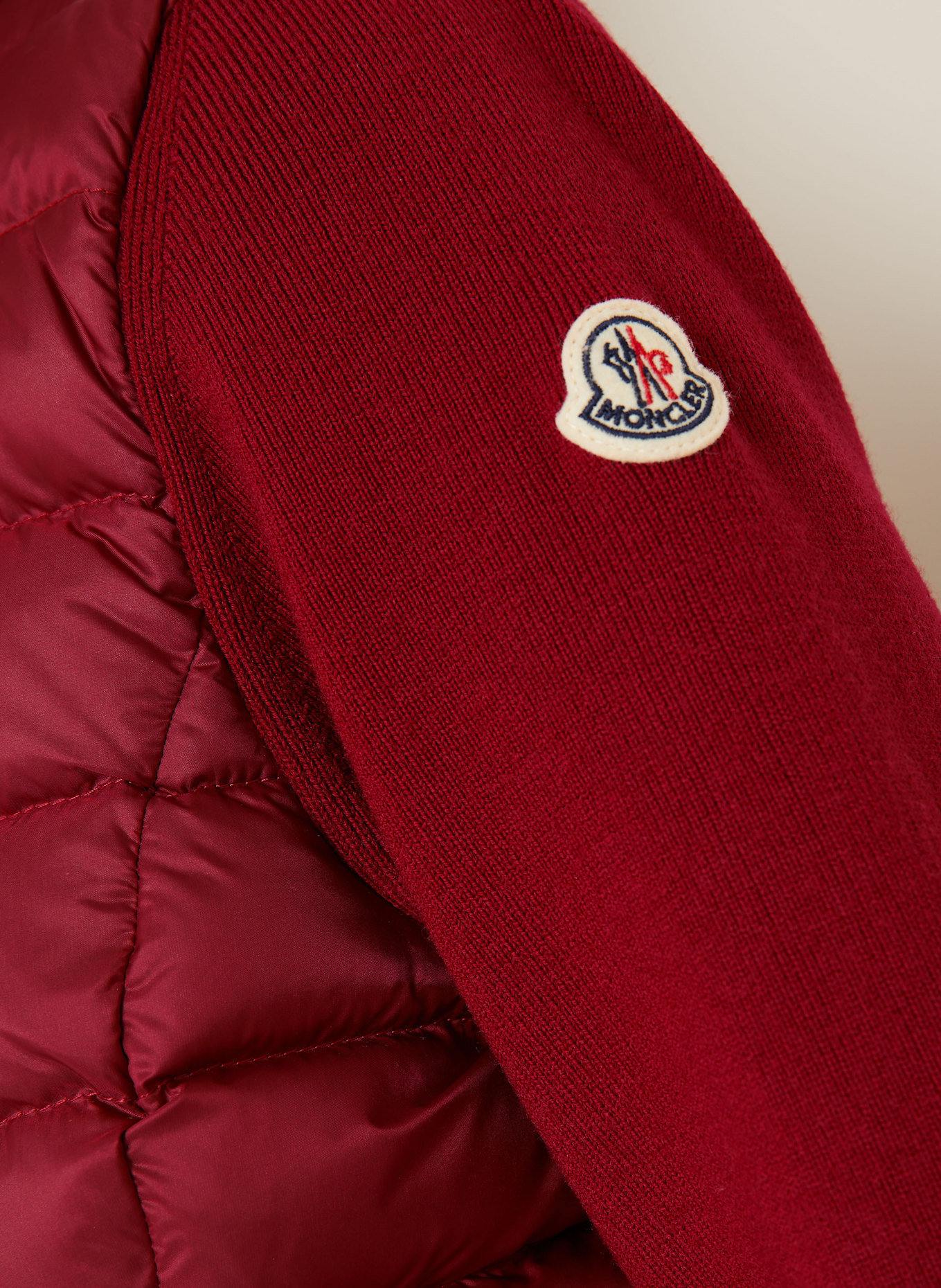 MONCLER Daunenjacke TRICOT im Materialmix: DUNKELROT