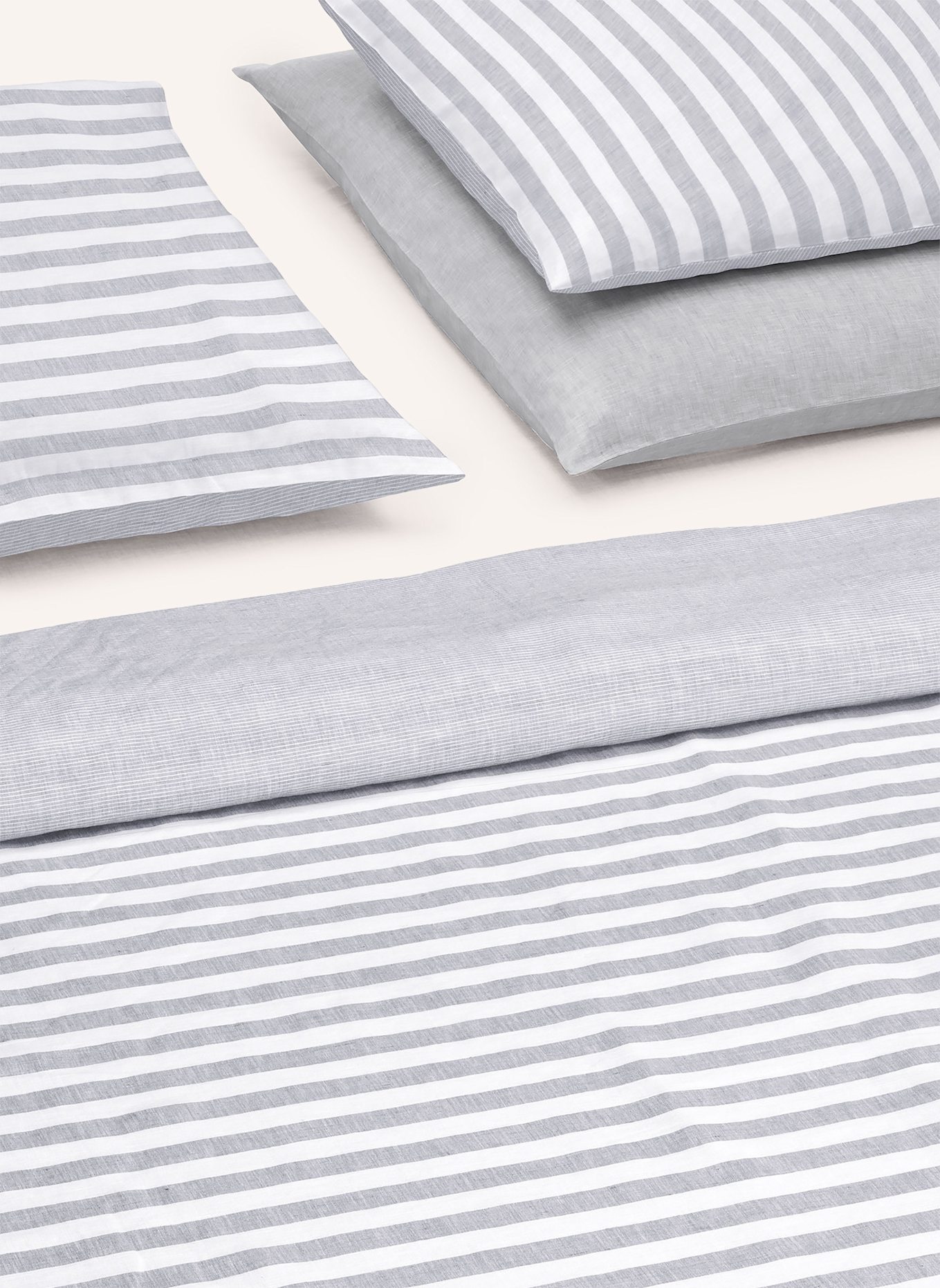 Christian Fischbacher Bettwäsche SUMMERTIME: HELLGRAU / WEISS